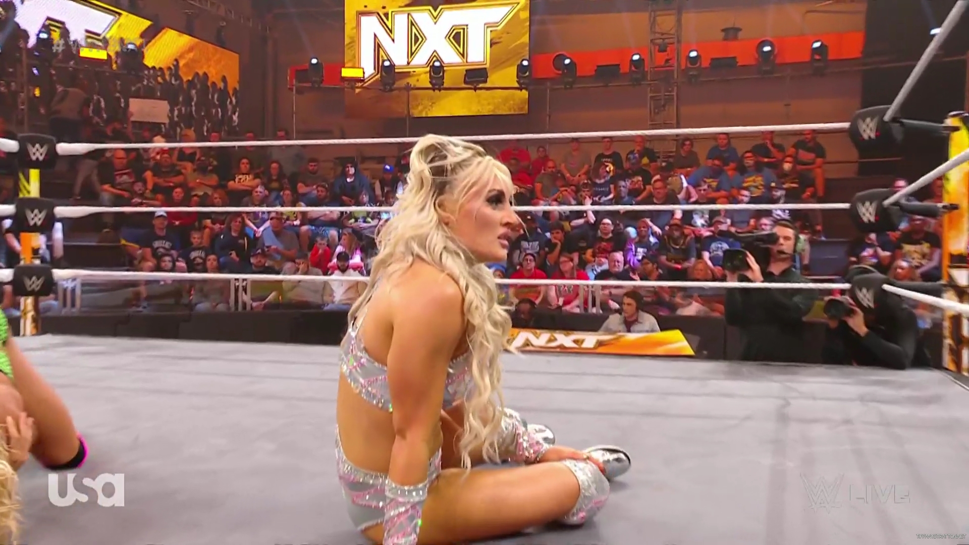 WWE_NXT_2023_04_11_USAN_1080p_WEB_h264-HEEL_mkv0391.jpg