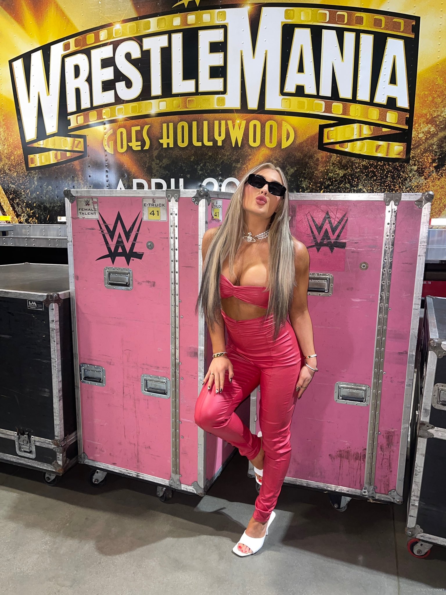 tiffstrattonwwe-1708179363597037715-0.jpg