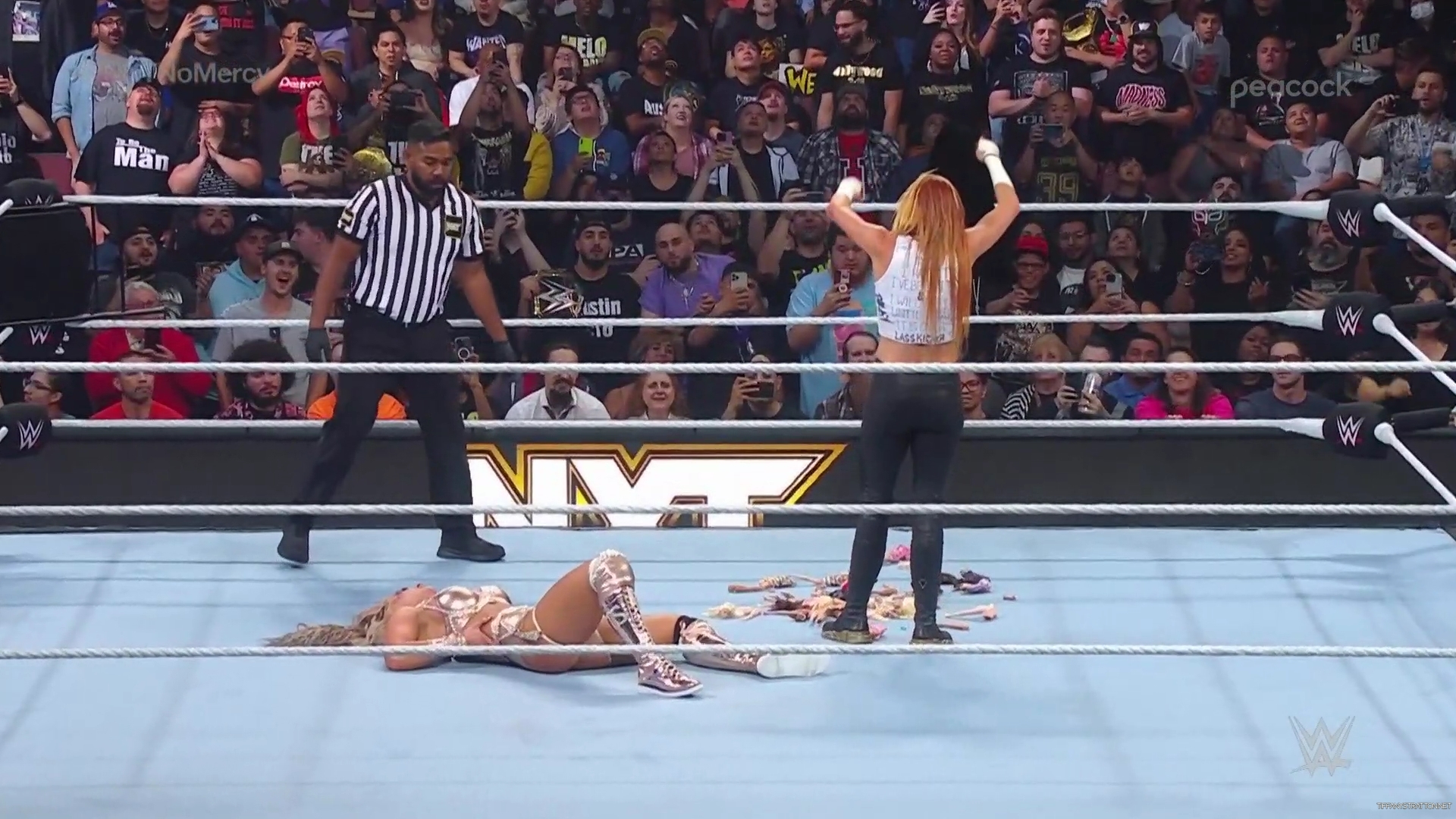 WWE_NXT_No_Mercy_2023_1080p_WEB_x264-NWCHD_mp40775.jpg