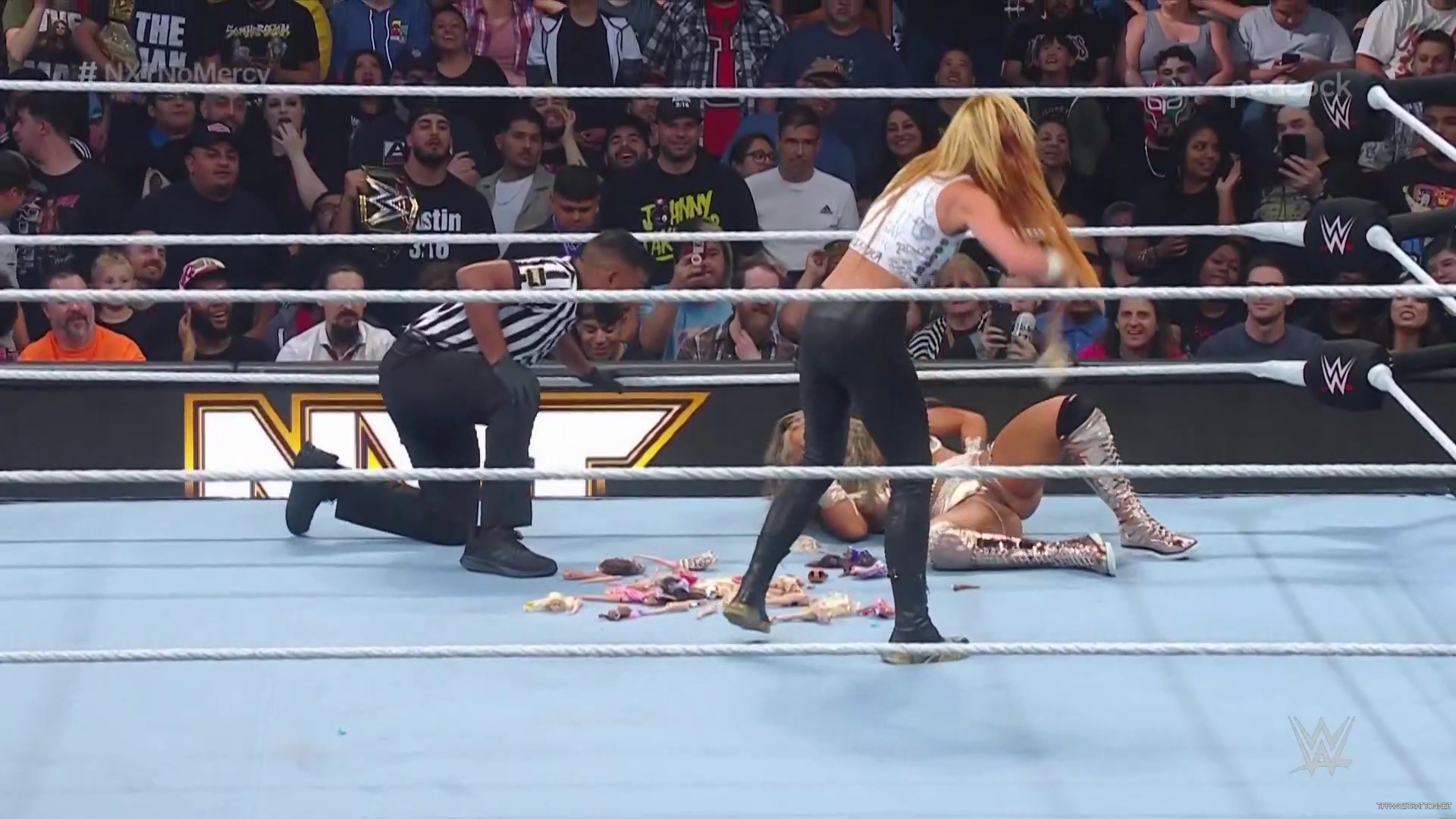 WWE_NXT_No_Mercy_2023_1080p_WEB_x264-NWCHD_mp40807.jpg