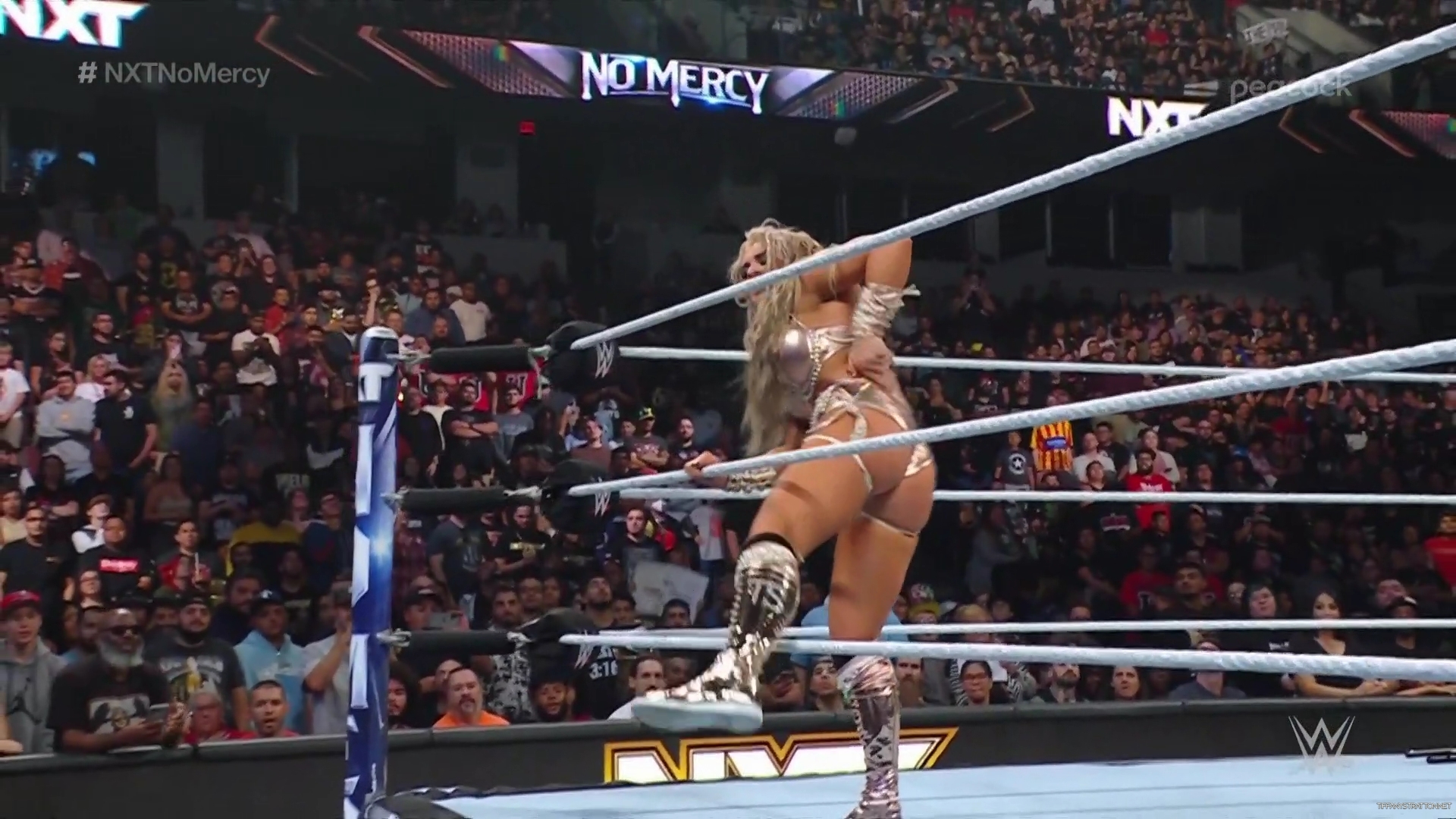 WWE_NXT_No_Mercy_2023_1080p_WEB_x264-NWCHD_mp41388.jpg