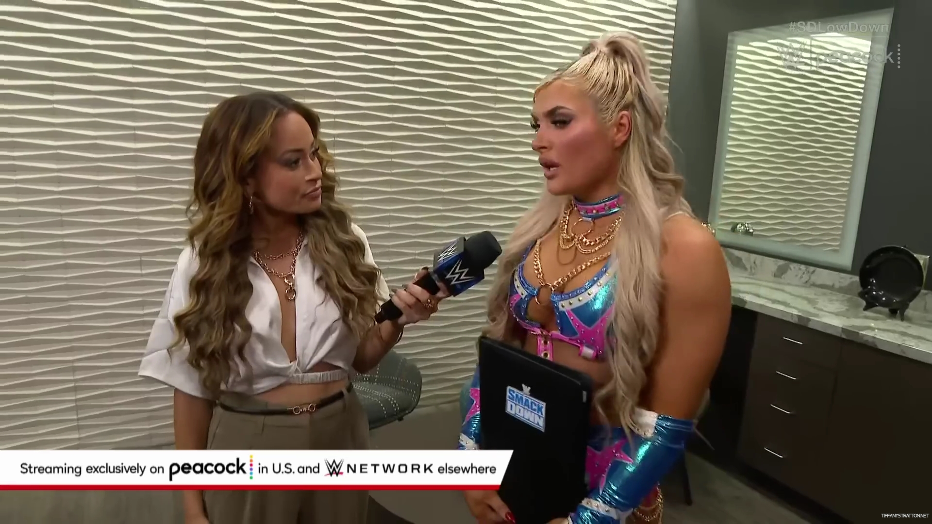 x2mate_com-Tiffany_Stratton_is_officially_on_SmackDown__SmackDown_LowDown__Feb__22C_2023-281080p29_mp40022.jpg