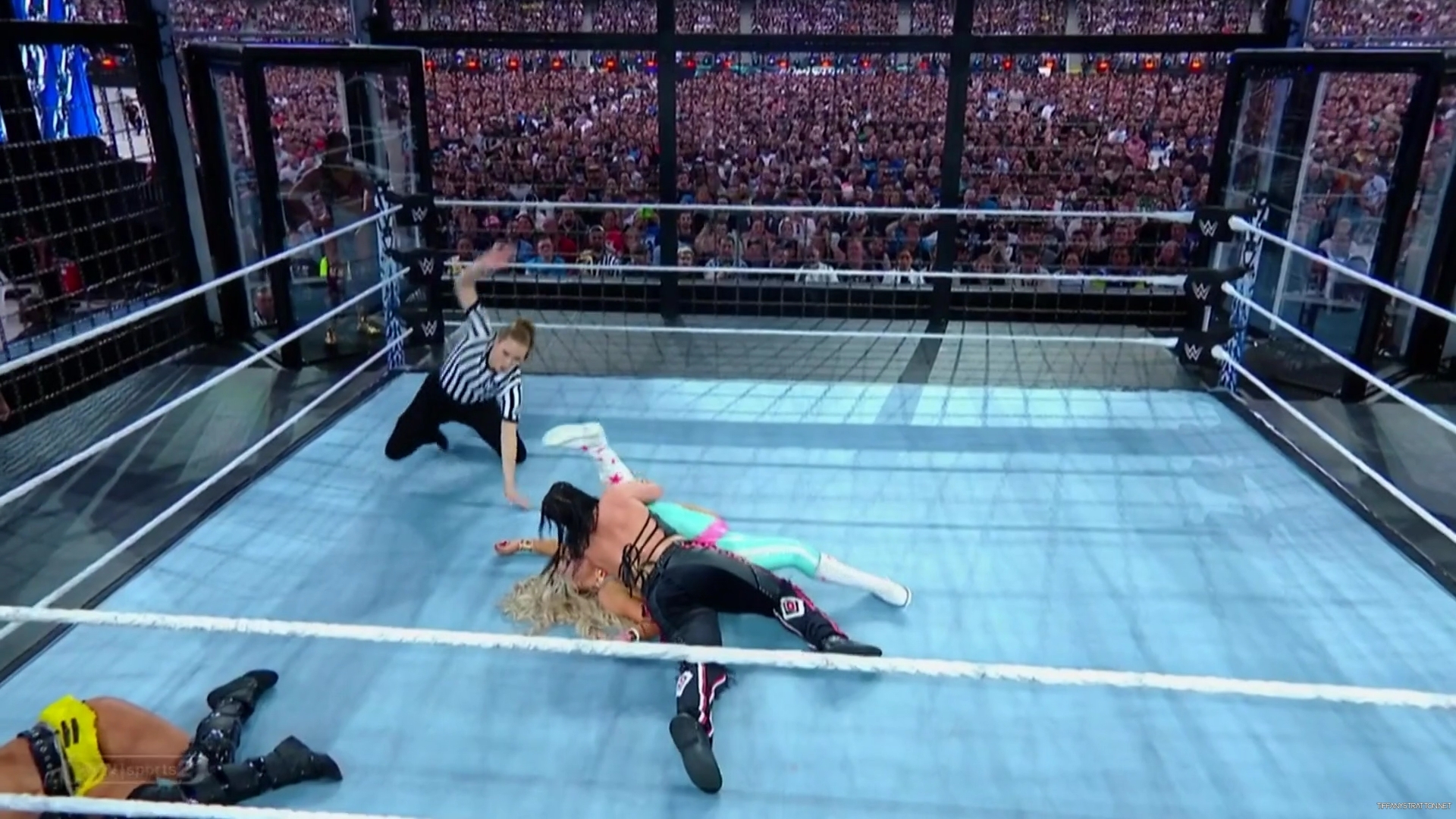 WWE_Elimination_Chamber_2024_1080p_HDTV_h264-Star_mp40744.jpg