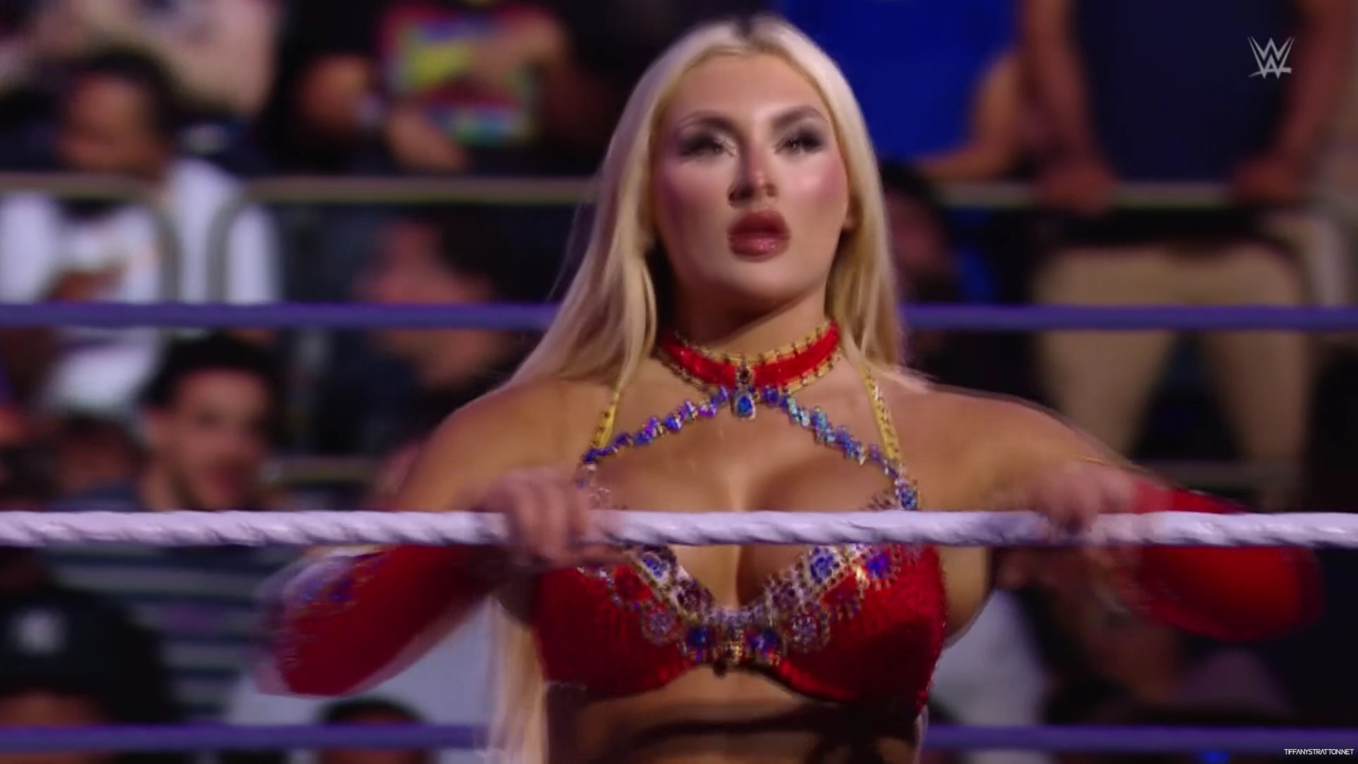 WWE_Friday_SmackDown_2024_06_28_1080p_HDTV_h264-Star_mp40125.jpg