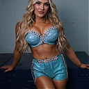 tiffanywwe_449879169_1192808828571270_963354539434078176_n.jpg