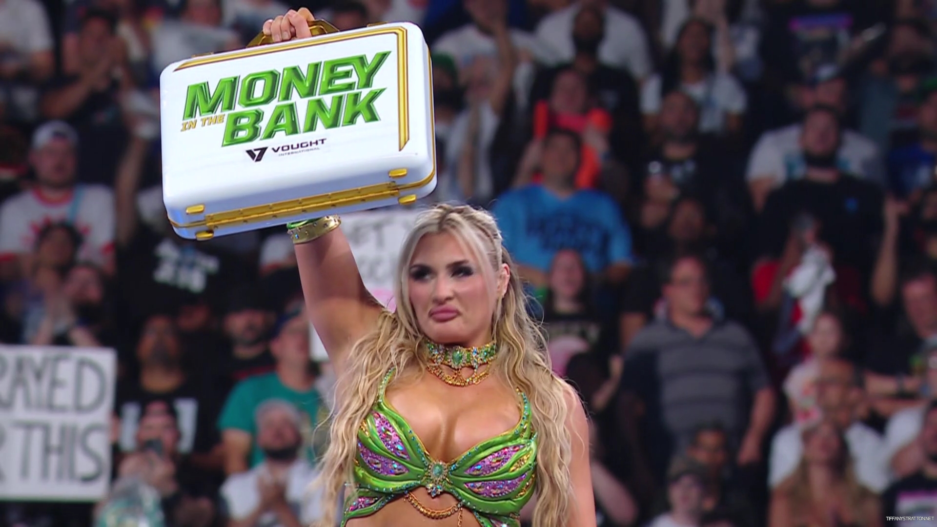 WWE_Money_In_The_Bank_2024_1080p_HDTV_h264-Star_mp41248.jpg