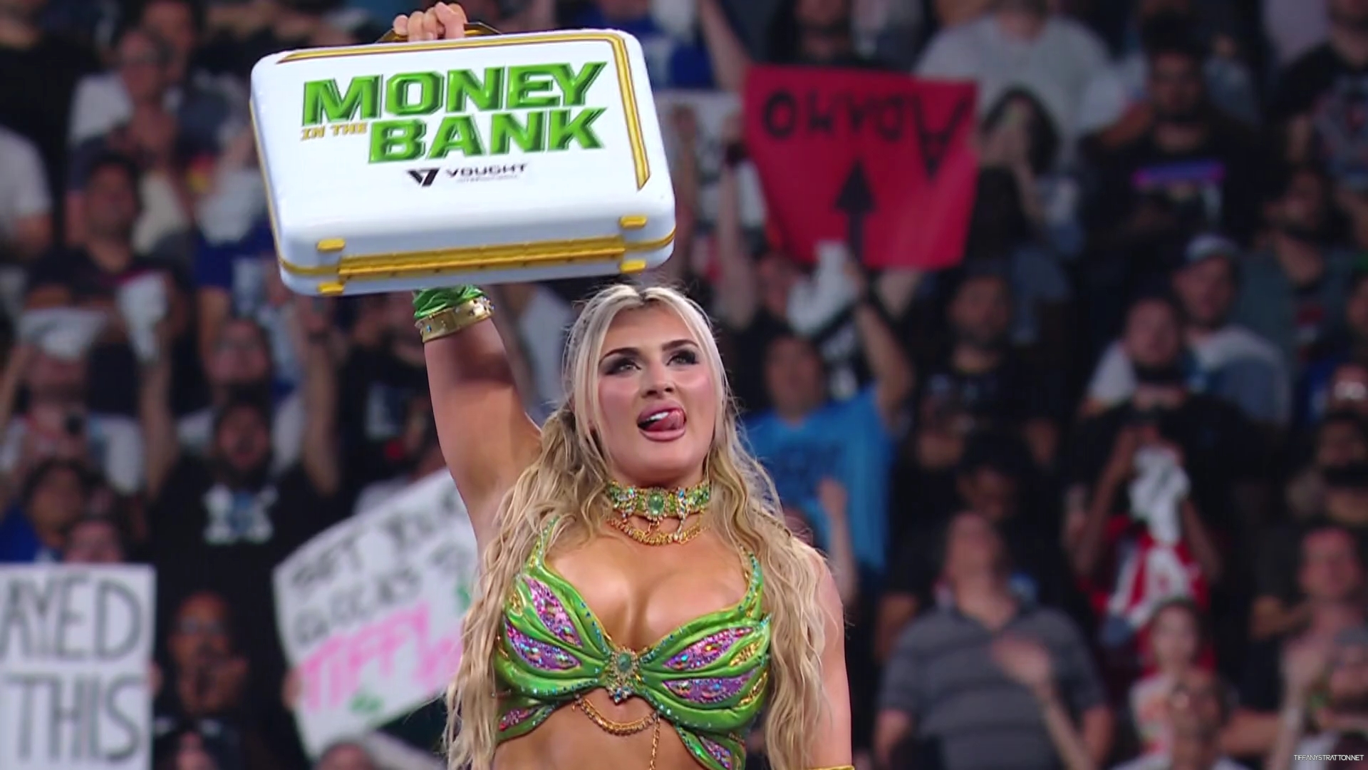 WWE_Money_In_The_Bank_2024_1080p_HDTV_h264-Star_mp41254.jpg