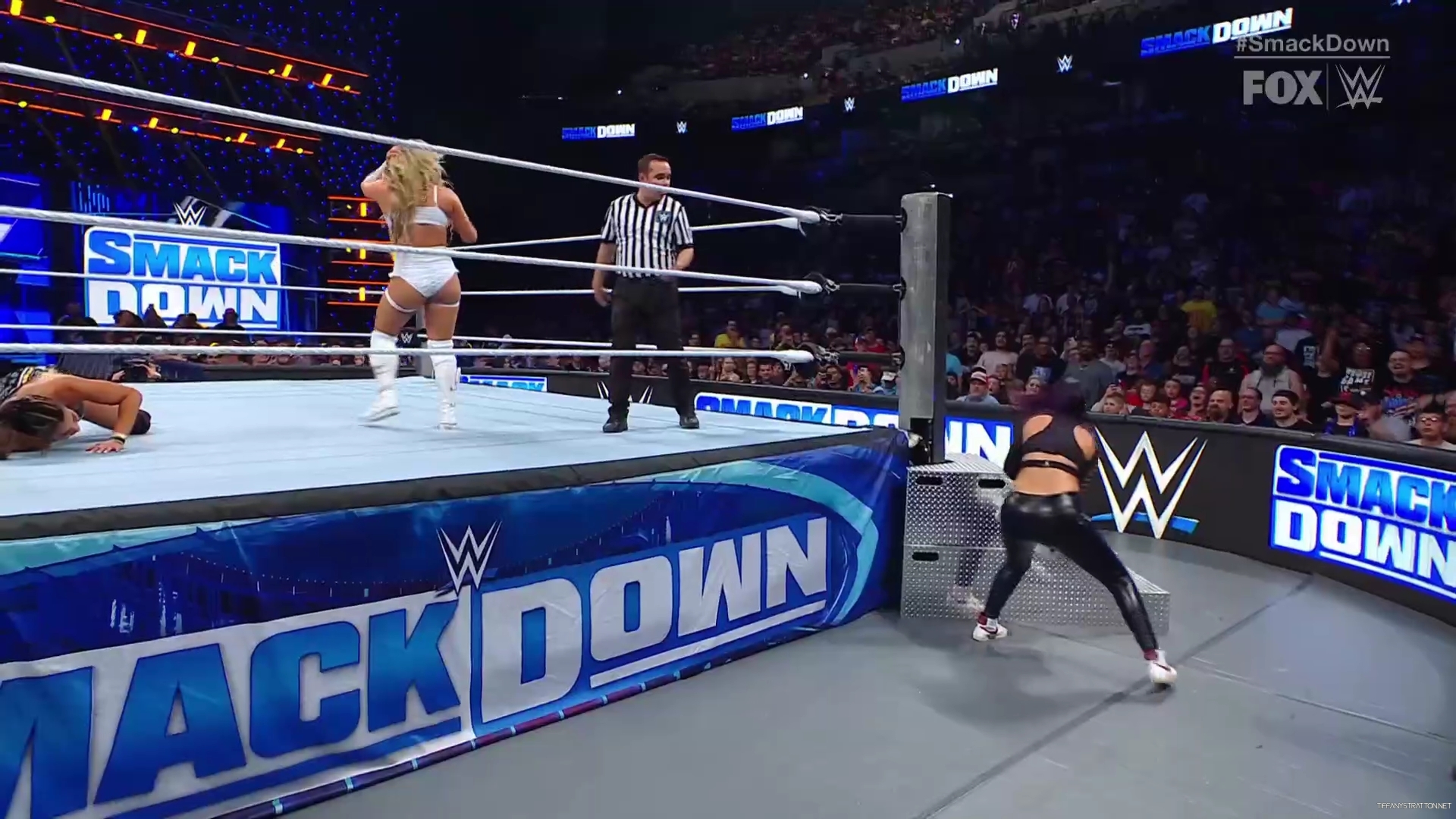 WWE_SmackDown_2024_07_19_1080p_WEB_h264-HEEL_mp40616.jpg