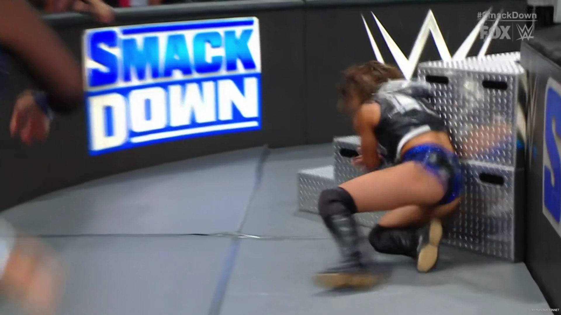 WWE_Friday_SmackDown_2024_07_26_1080p_HDTV_h264-Star_mp40106.jpg