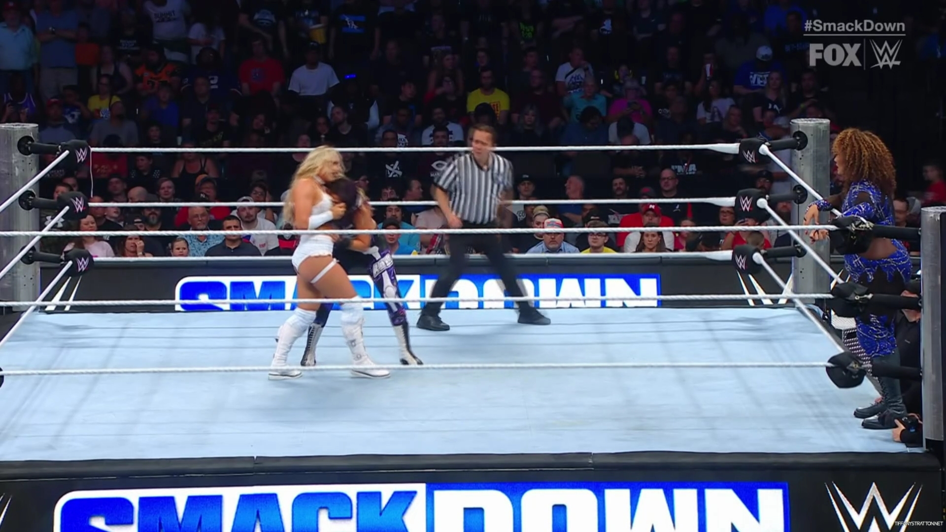 WWE_Friday_SmackDown_2024_07_26_1080p_HDTV_h264-Star_mp40193.jpg