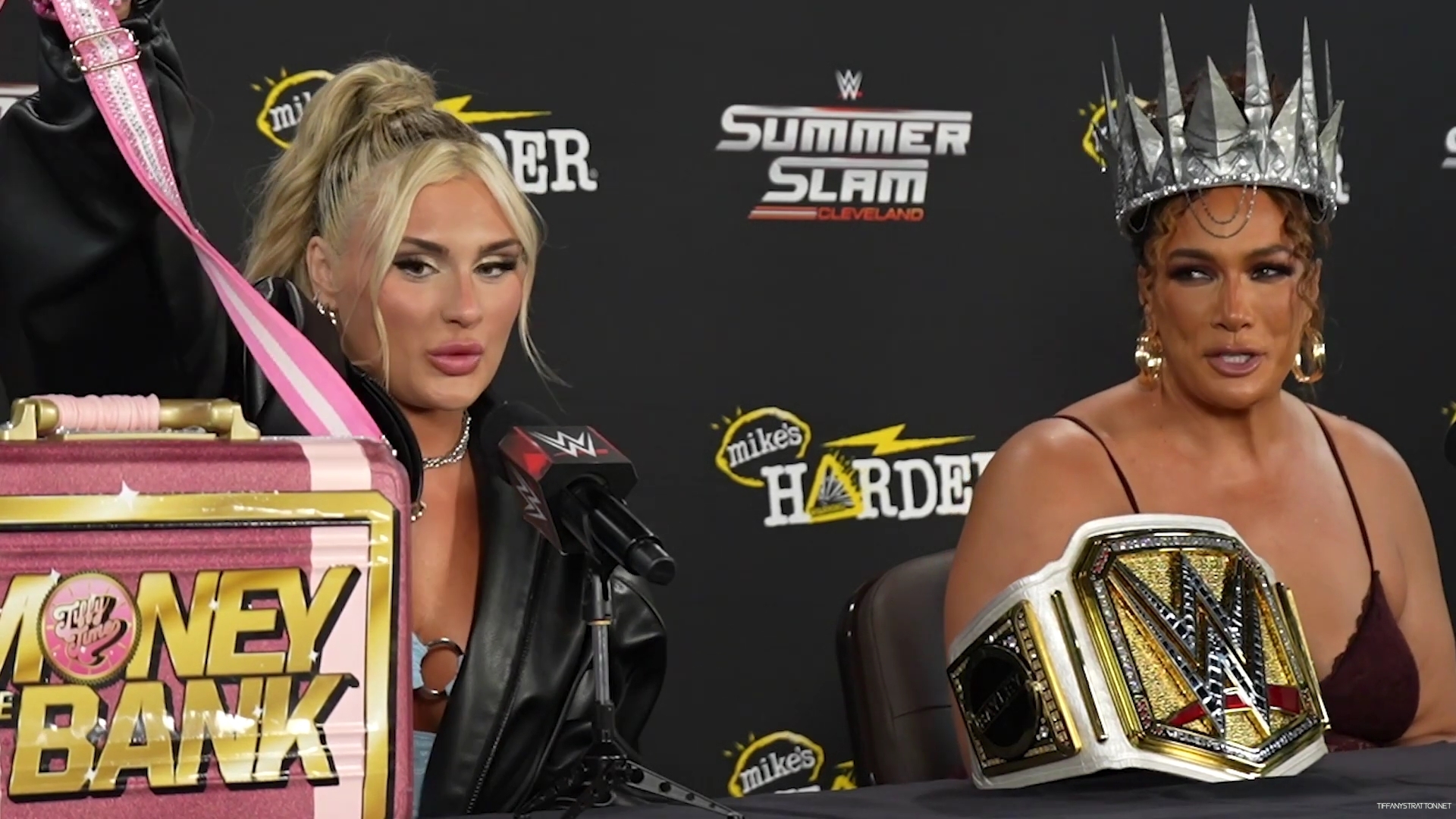 NIA_JAX___TIFFANY_STRATTON_WWE_SUMMERSLAM_2024_PRESS_CONFERENCE21_mp40208.jpg