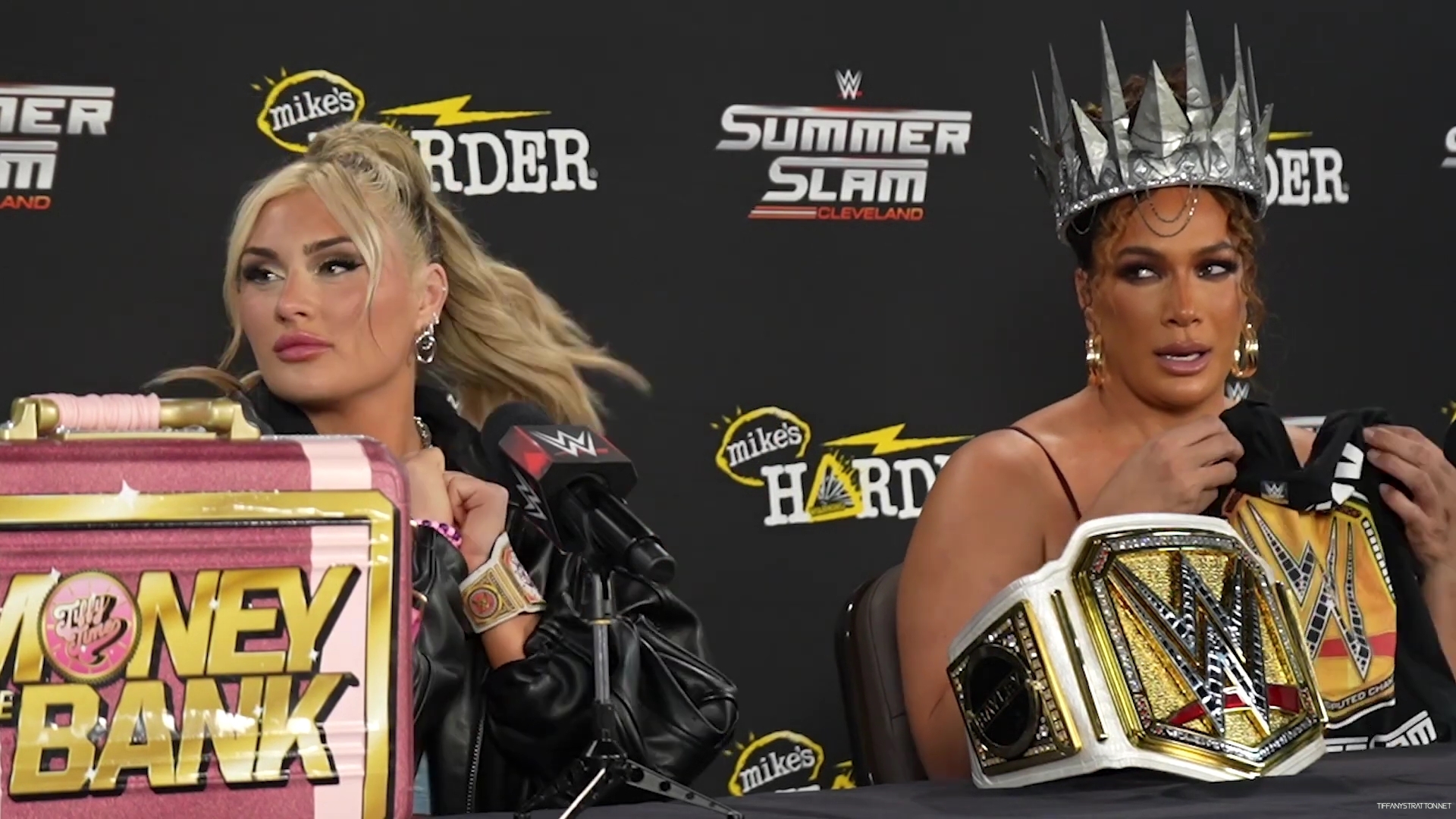 NIA_JAX___TIFFANY_STRATTON_WWE_SUMMERSLAM_2024_PRESS_CONFERENCE21_mp40330.jpg