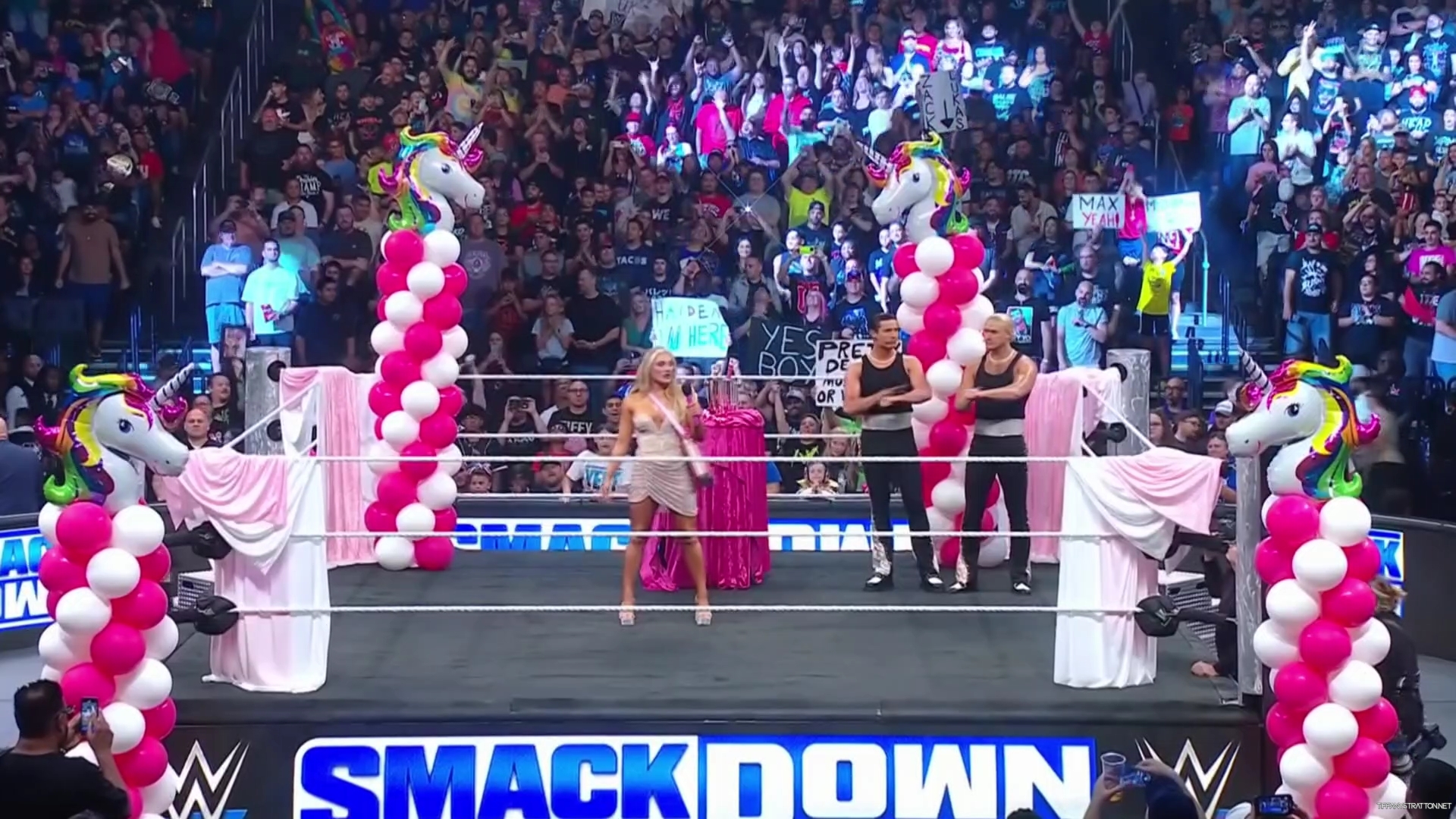 WWE_Friday_Night_SmackDown_2024_08_16_1080p_HDTV_h264-Star_mp40160.jpg