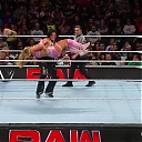 WWE_Monday_Night_Raw_2024_10_14_1080p_Sportnet360_h264-Star_mp43473.jpg