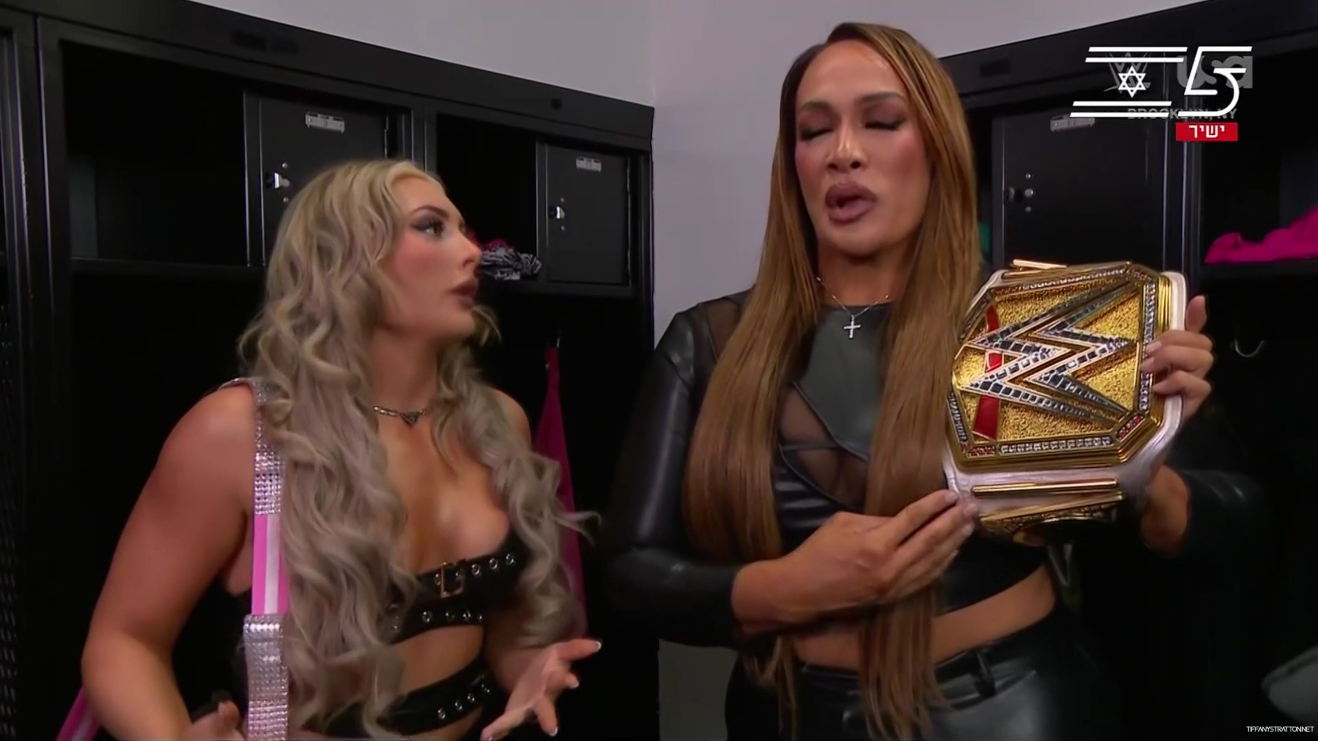 WWE_Friday_Night_SmackDown_2024_10_25_1080p_HDTV_h264-Star_mp40006.jpg
