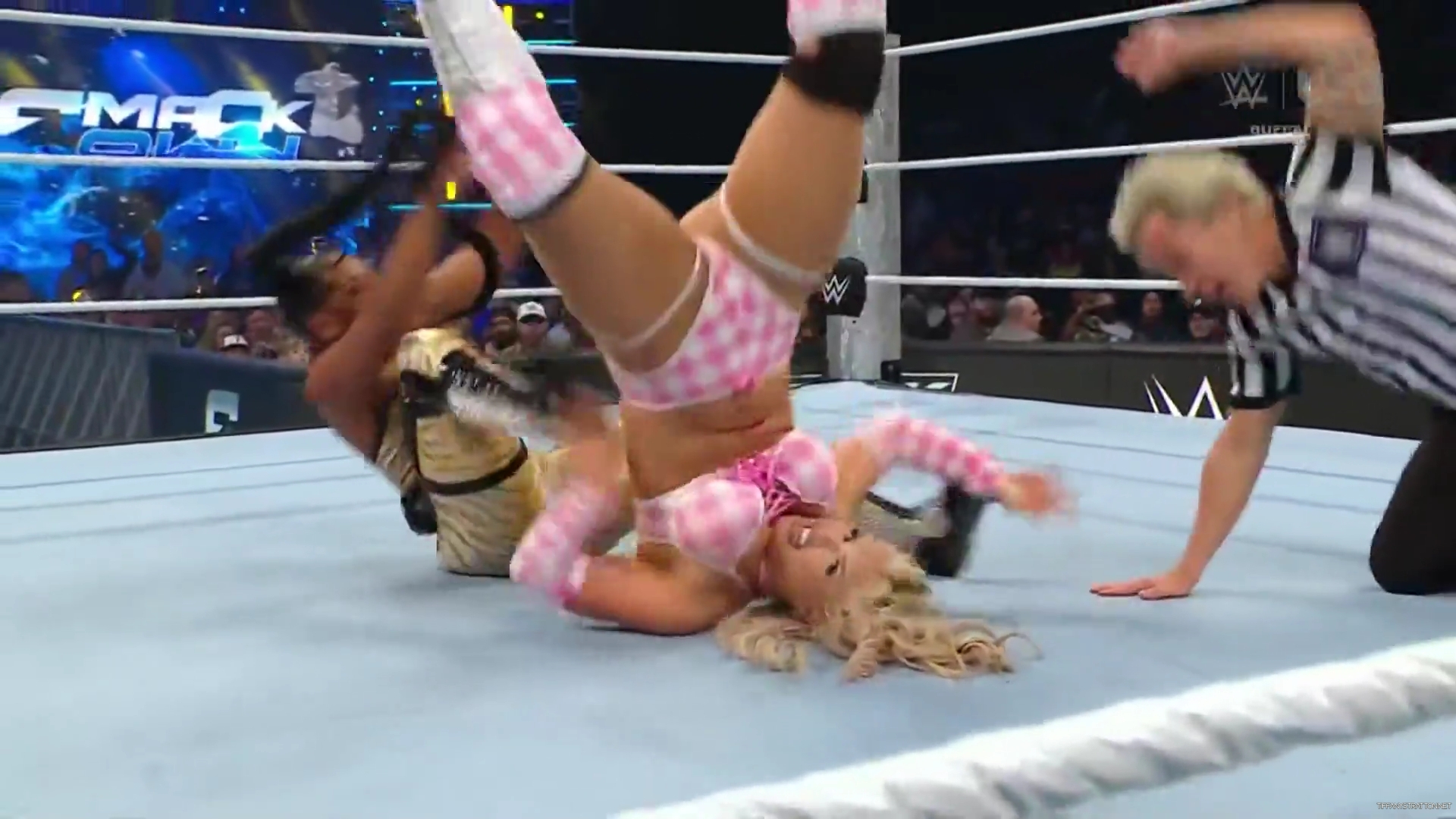 WWE_Friday_Night_SmackDown_2024_11_08_1080p_HDTV_x264-NWCHD_mp40390.jpg