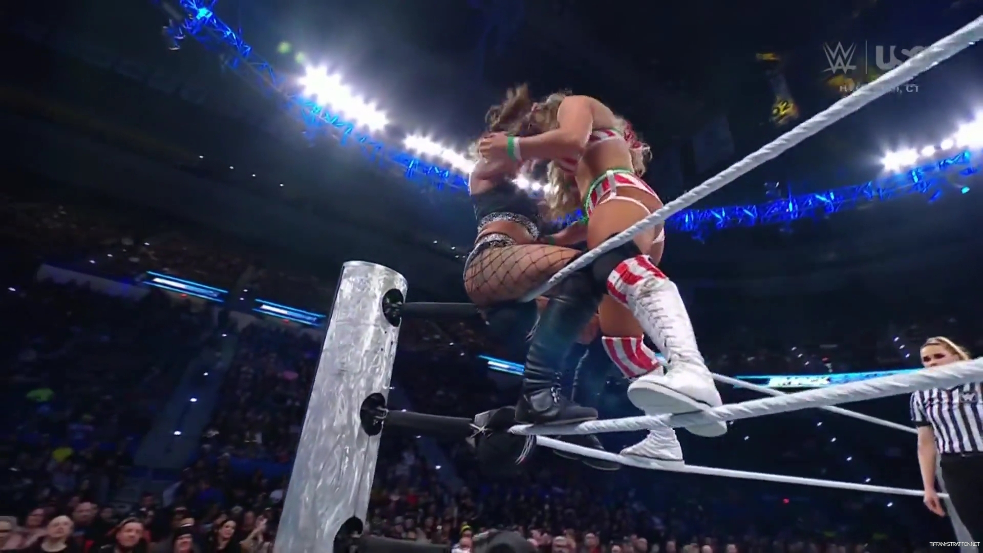 WWE_Friday_Night_SmackDown_2024_12_13_1080p_HDTV_x264-NWCHD_mp42296.jpg