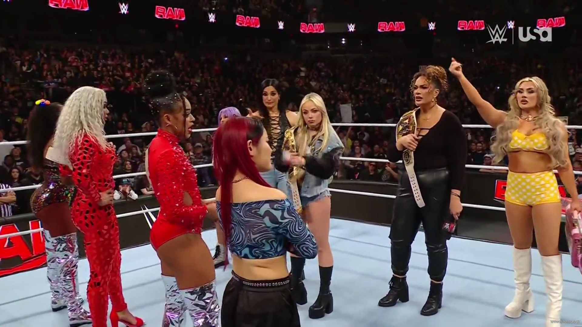 WWE_Monday_Night_Raw_2024_11_18_1080p_HDTV_x264-NWCHD_mp40205.jpg