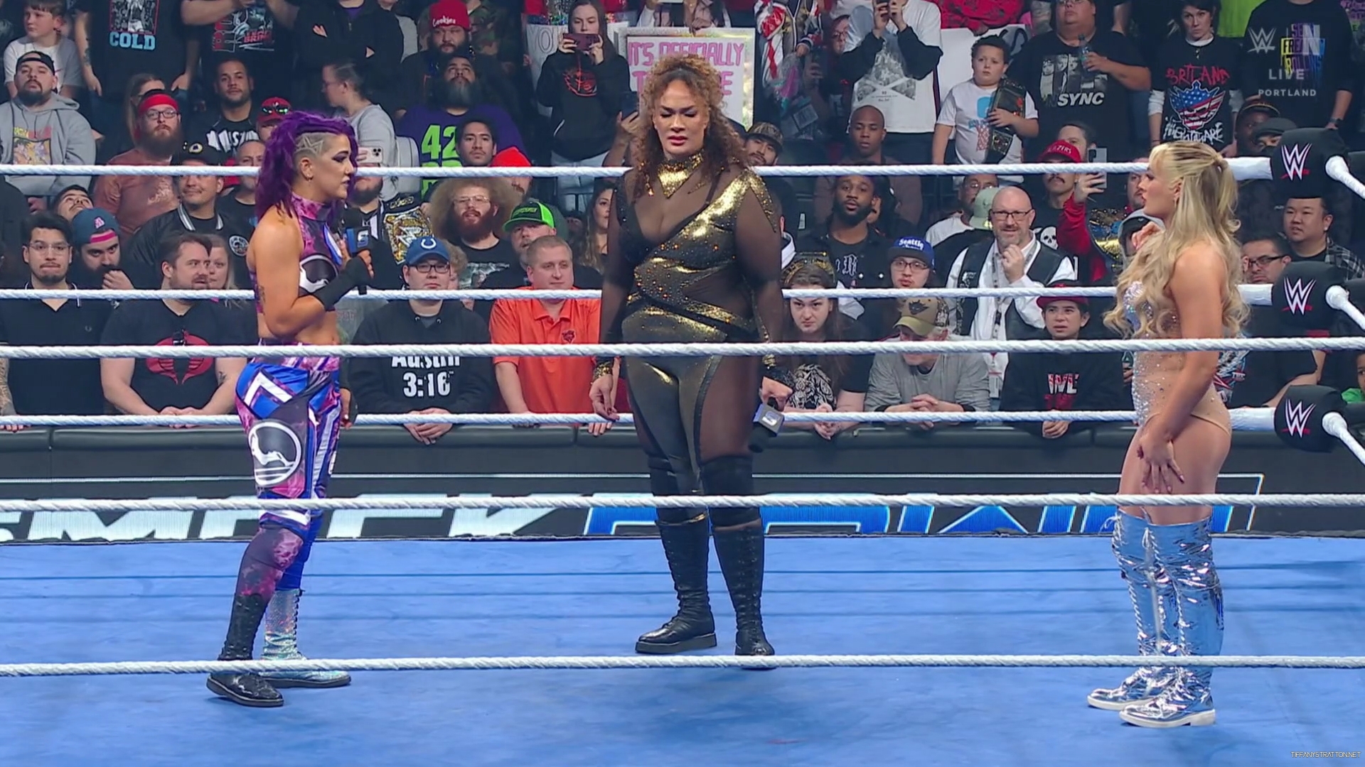 WWE_Friday_Night_SmackDown_2025_01_10_1080p_NETFLiX_h264-Star_mp40451.jpg