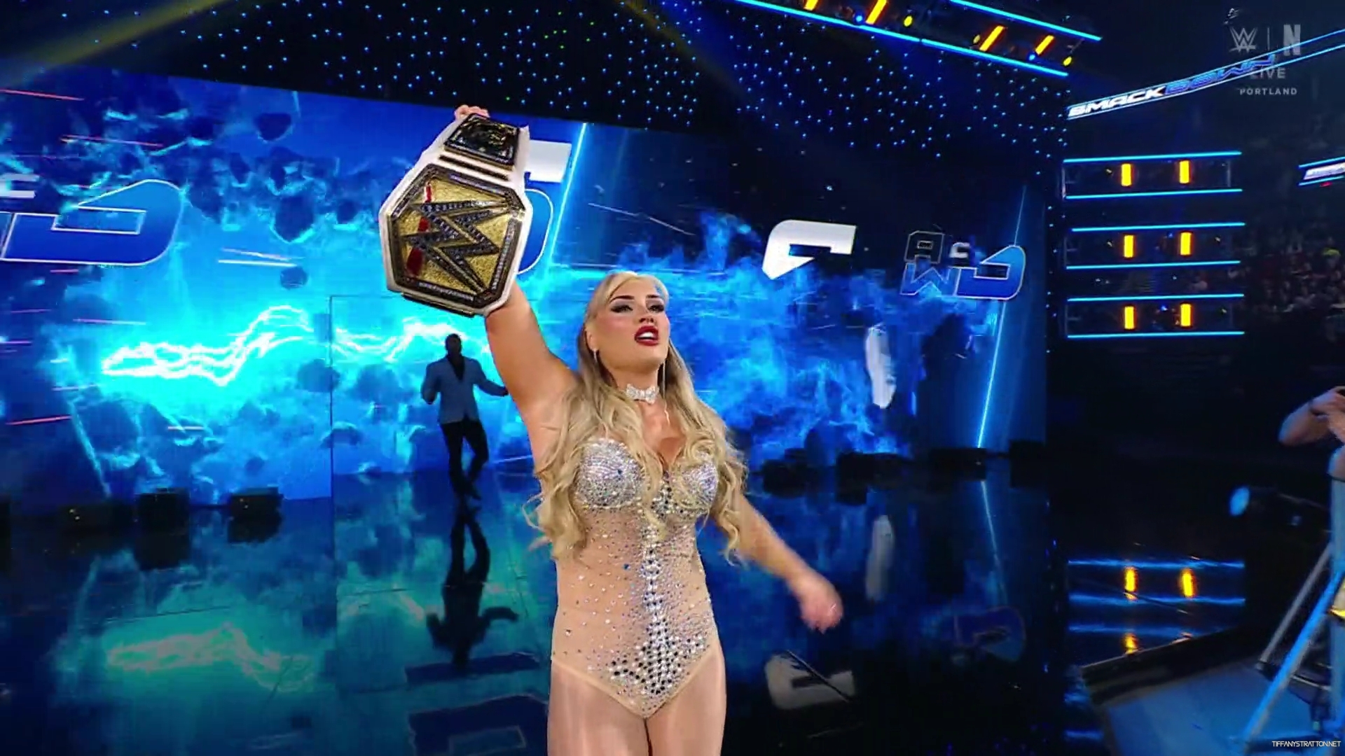 WWE_Friday_Night_SmackDown_2025_01_10_1080p_NETFLiX_h264-Star_mp40577.jpg