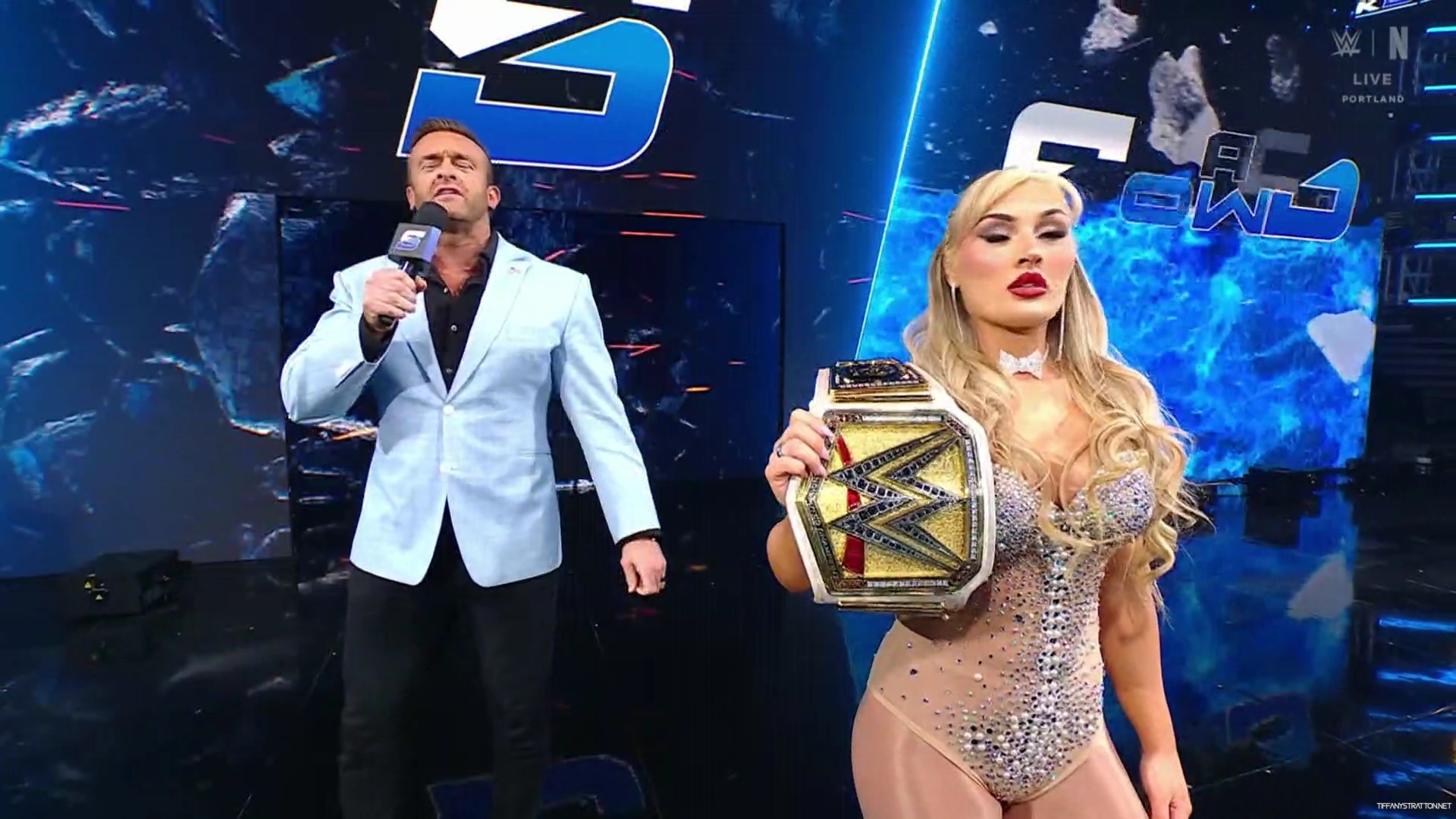WWE_Friday_Night_SmackDown_2025_01_10_1080p_NETFLiX_h264-Star_mp40597.jpg