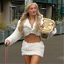 WWE_Friday_Night_SmackDown_2025_01_10_1080p_NETFLiX_h264-Star_mp40054~0.jpg
