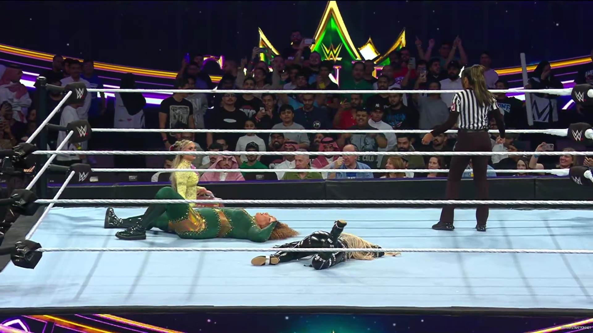WWE_Crown_Jewel_2024_VOD_Version_1080p_WEB_h264-HEEL_mp40099.jpg