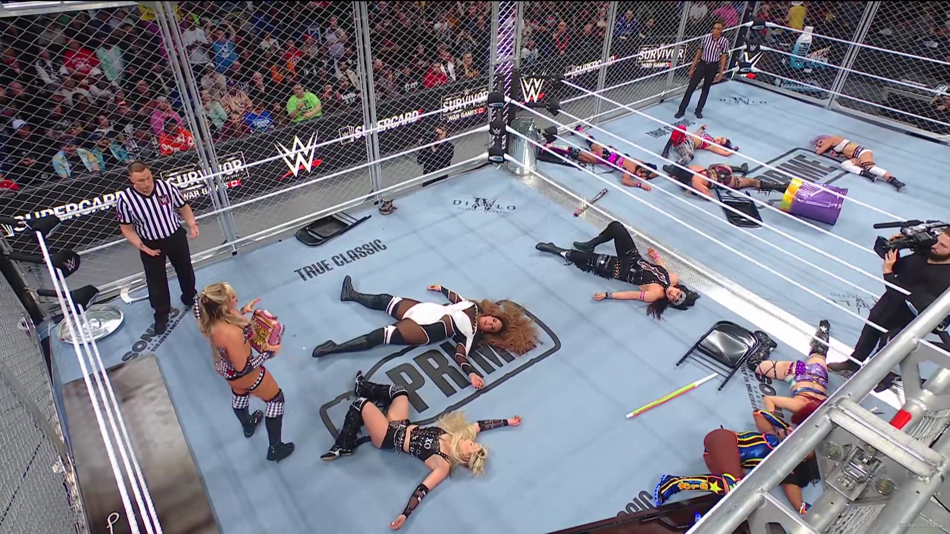 WWE_Survivor_Series_War_Games_2024_VOD_Version_1080p_WEB_h264-HEEL_mp41038.jpg