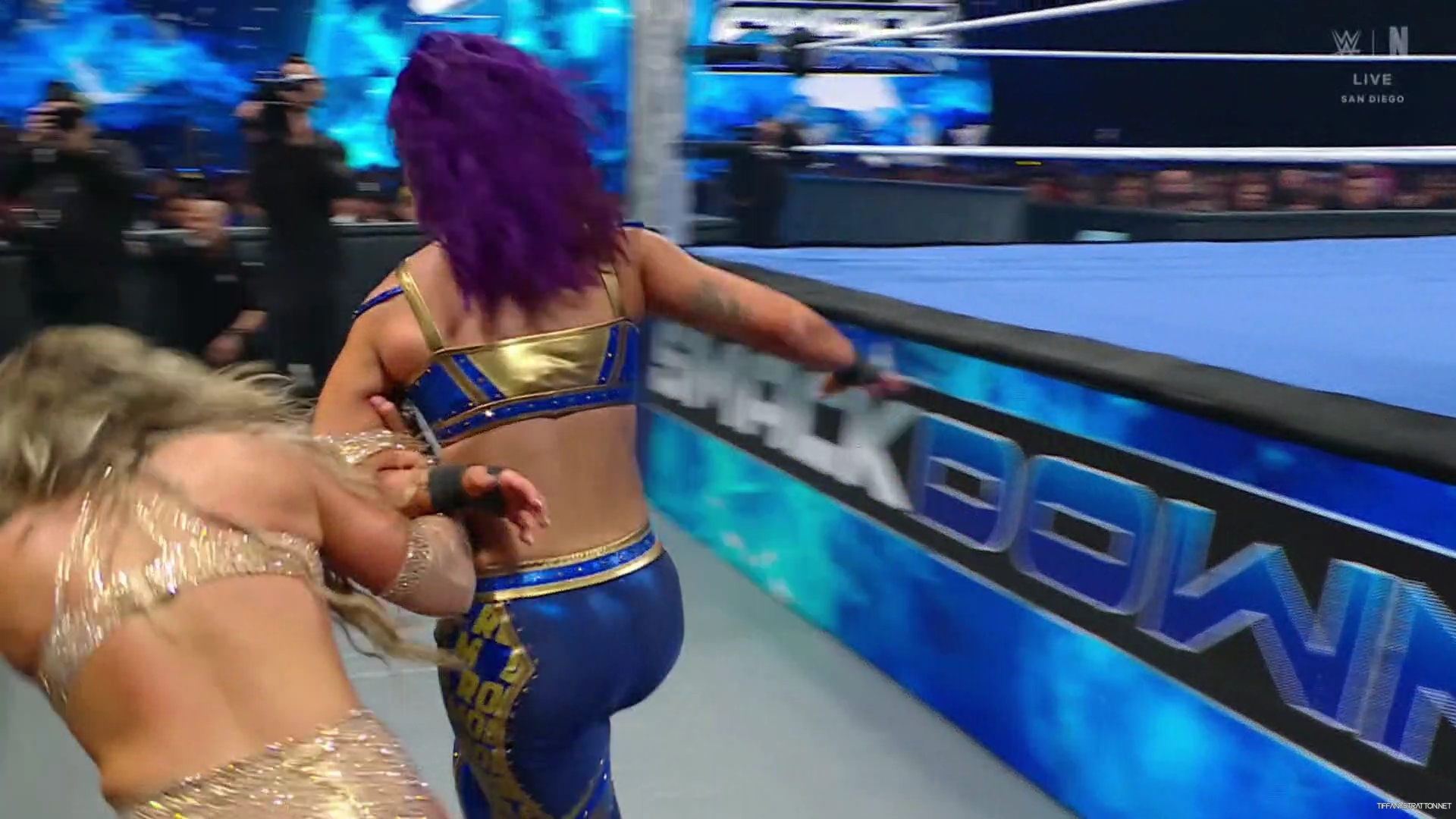 WWE_Friday_Night_SmackDown_2025_01_17_1080p_NETFLiX_h264-Star_mp40650.jpg