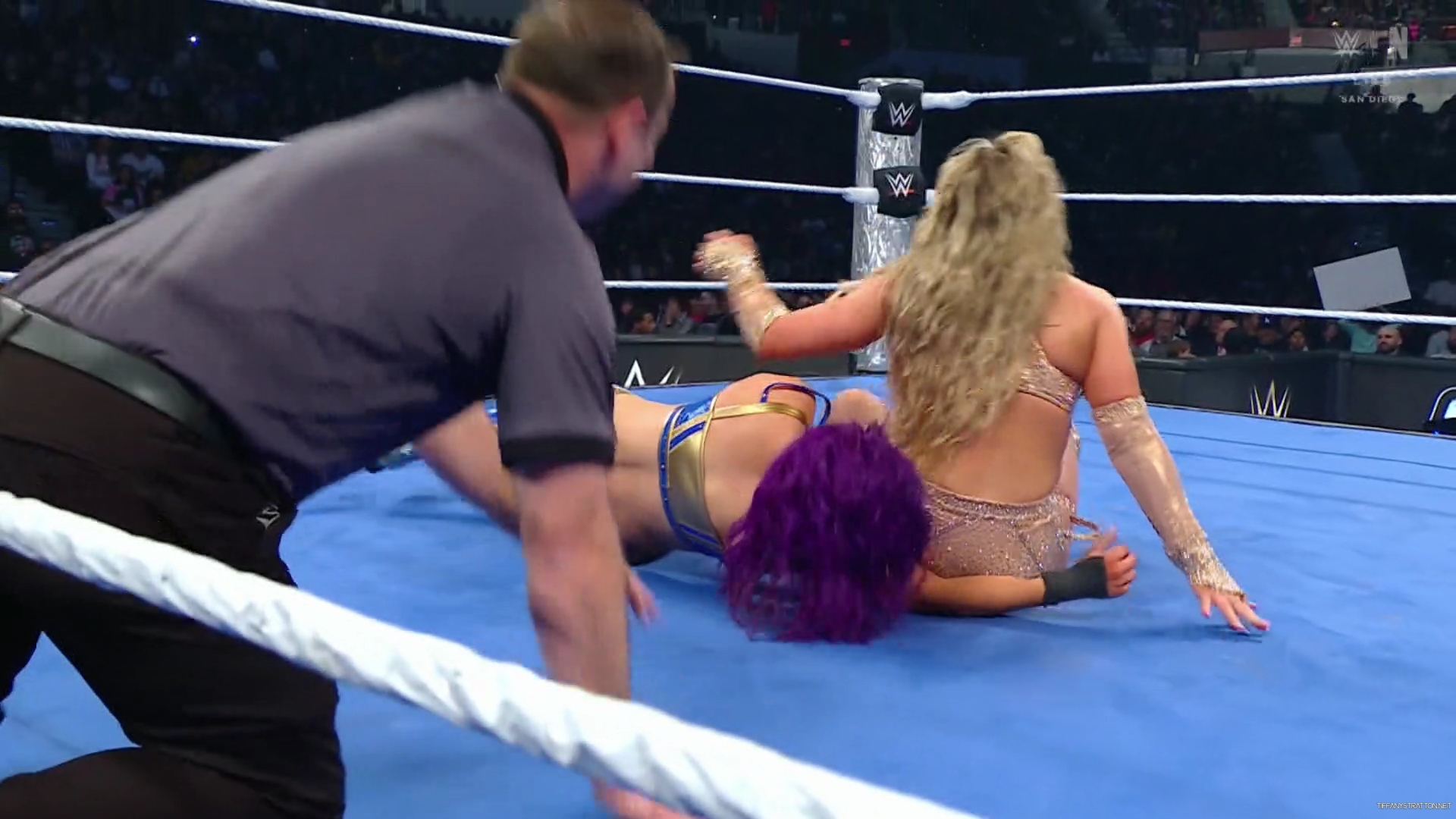 WWE_Friday_Night_SmackDown_2025_01_17_1080p_NETFLiX_h264-Star_mp40684.jpg