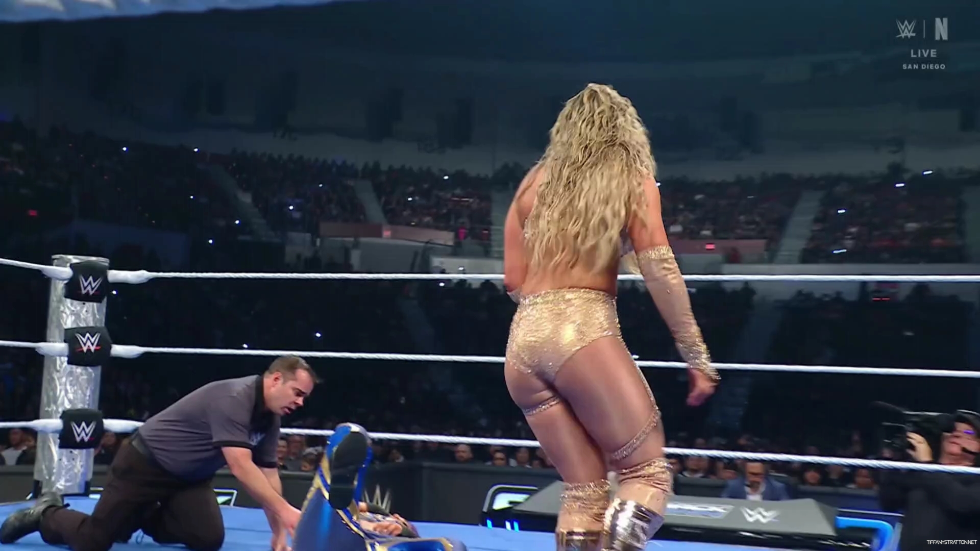 WWE_Friday_Night_SmackDown_2025_01_17_1080p_NETFLiX_h264-Star_mp41098.jpg