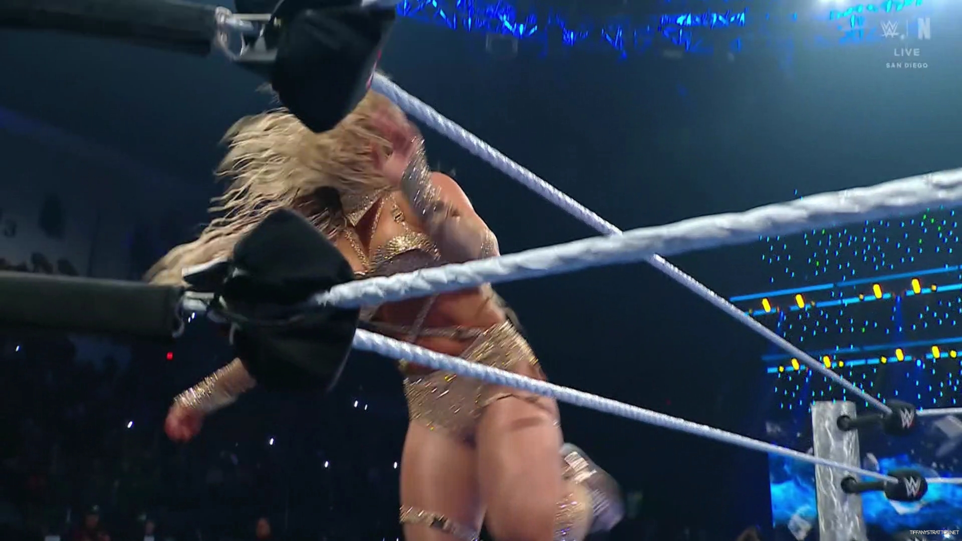 WWE_Friday_Night_SmackDown_2025_01_17_1080p_NETFLiX_h264-Star_mp41102.jpg