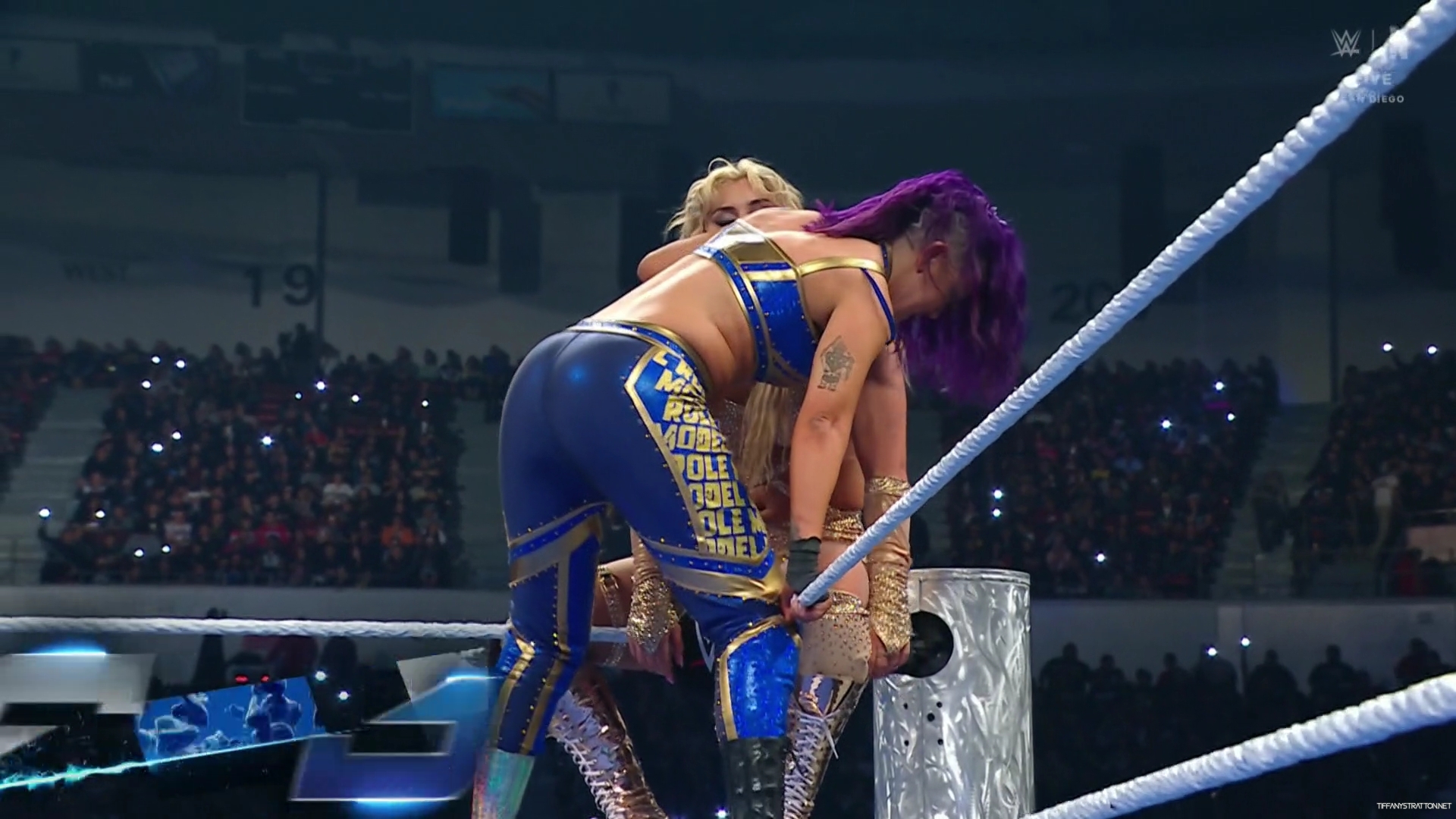 WWE_Friday_Night_SmackDown_2025_01_17_1080p_NETFLiX_h264-Star_mp41117.jpg