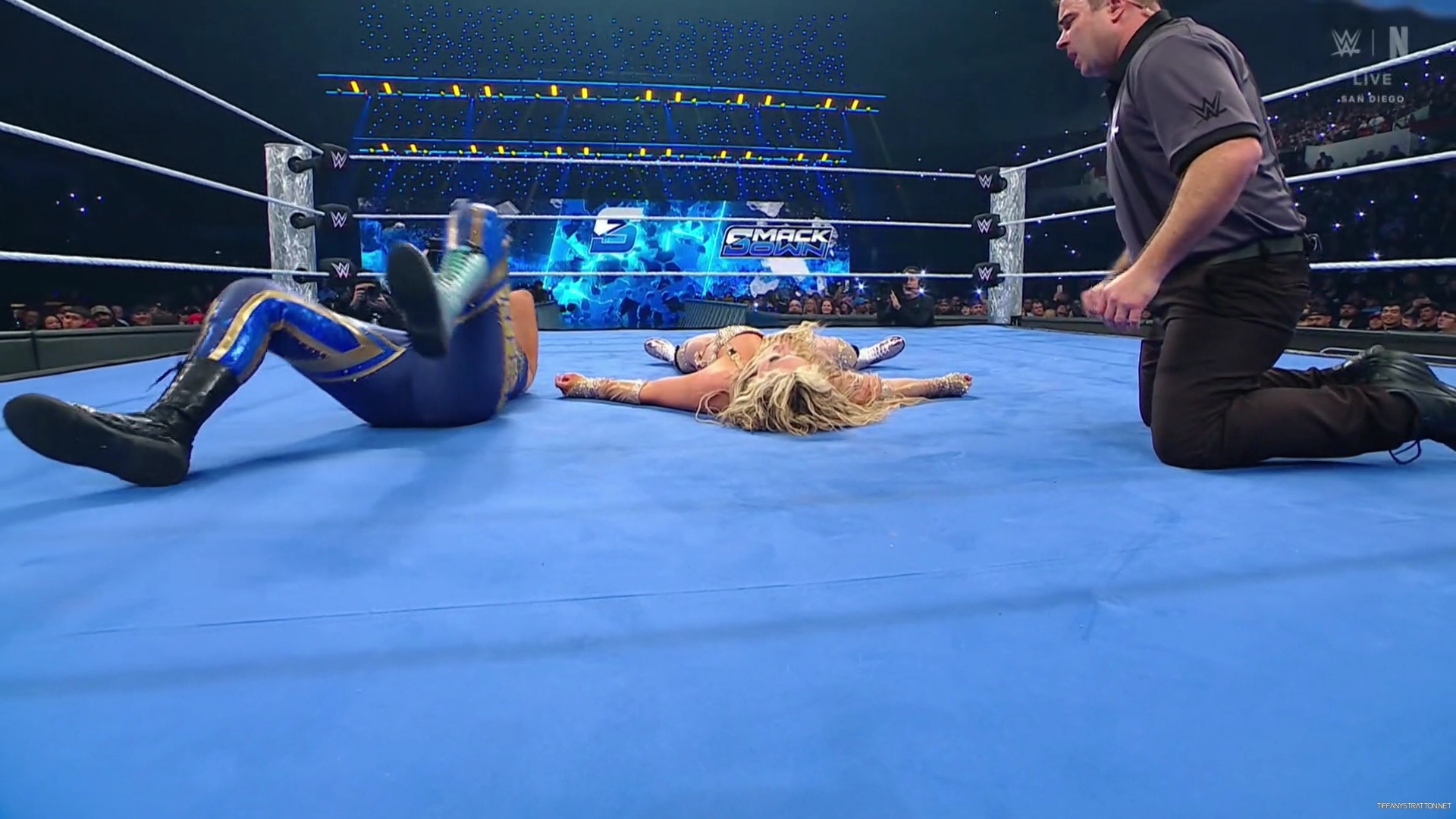 WWE_Friday_Night_SmackDown_2025_01_17_1080p_NETFLiX_h264-Star_mp41132.jpg