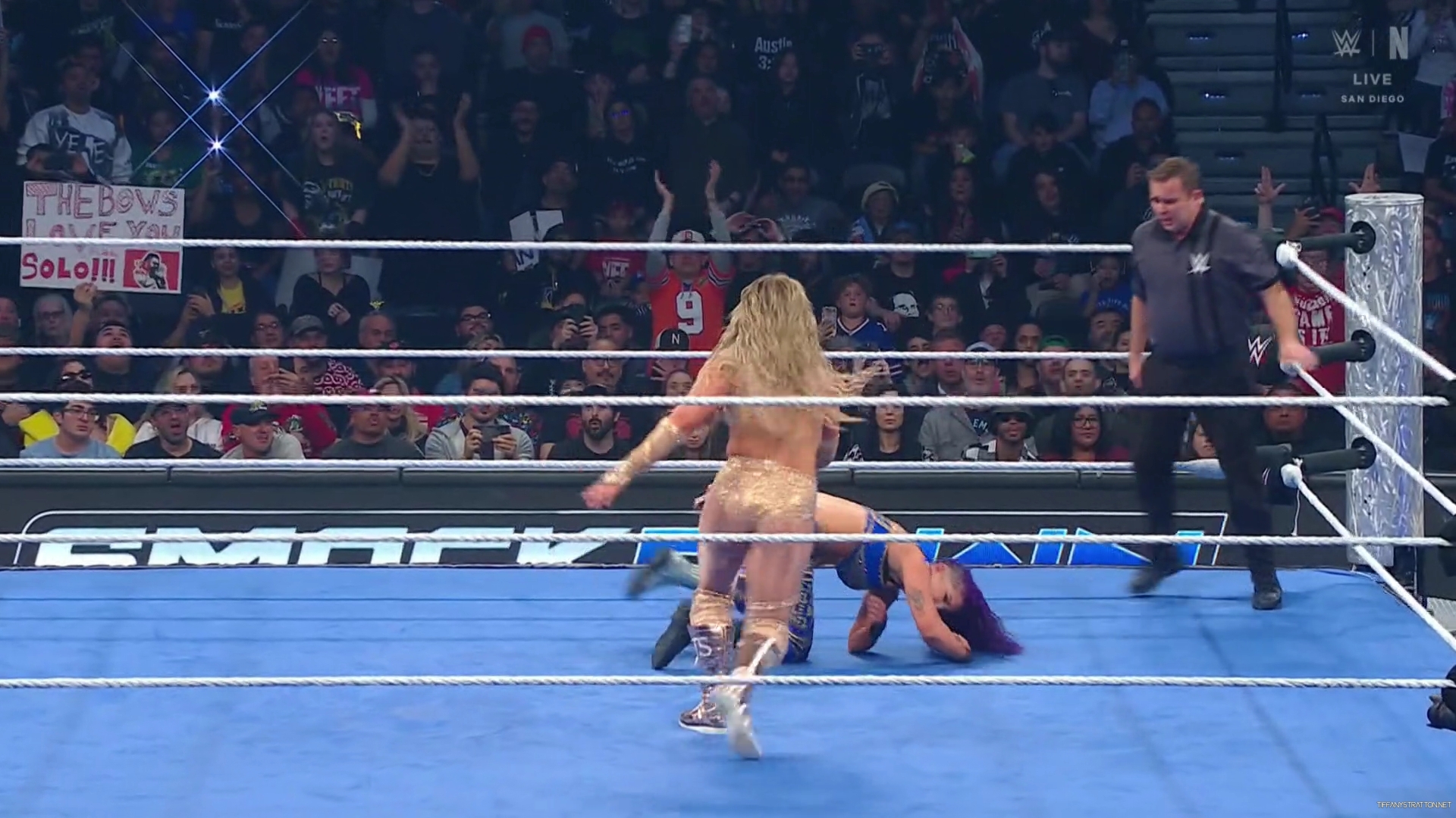 WWE_Friday_Night_SmackDown_2025_01_17_1080p_NETFLiX_h264-Star_mp41183.jpg