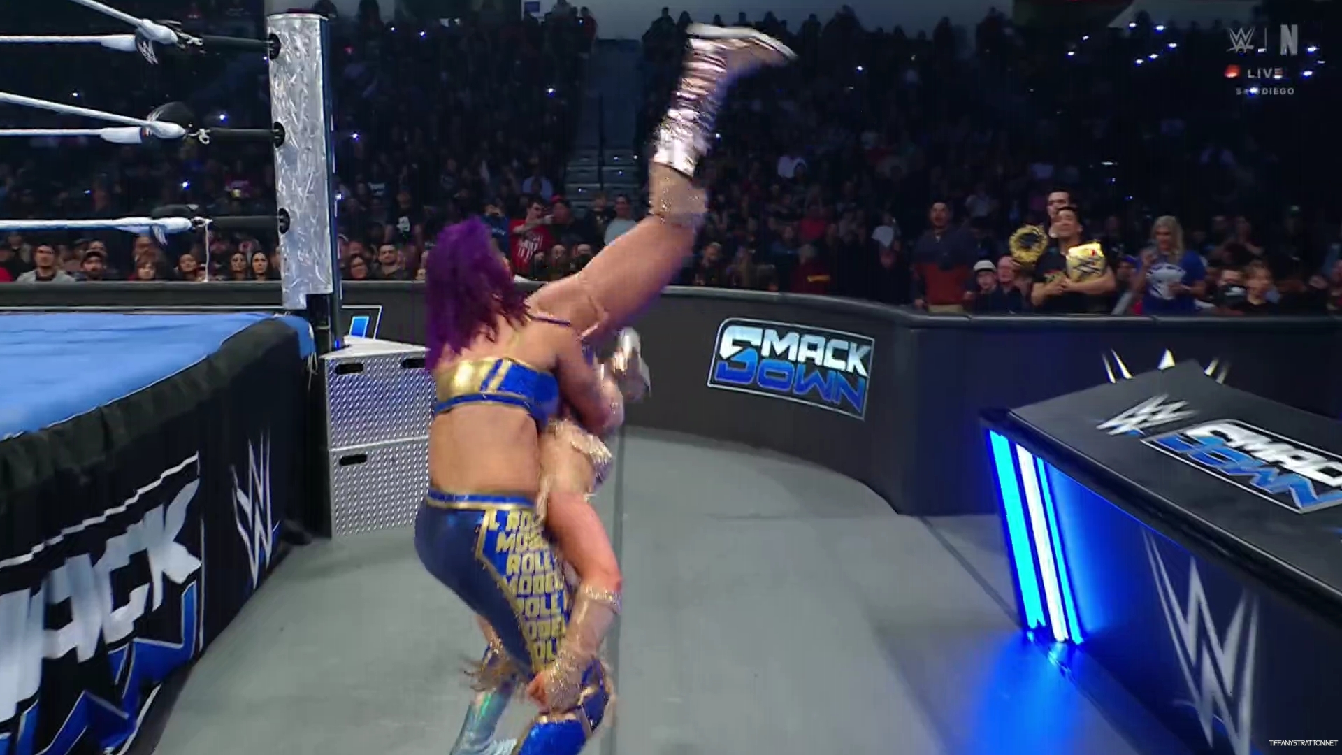 WWE_Friday_Night_SmackDown_2025_01_17_1080p_NETFLiX_h264-Star_mp41233.jpg