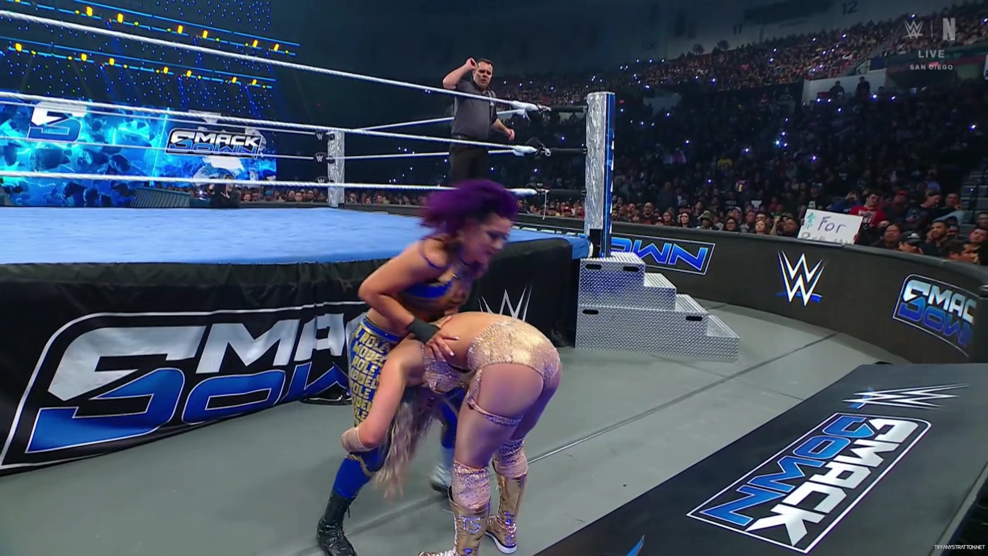 WWE_Friday_Night_SmackDown_2025_01_17_1080p_NETFLiX_h264-Star_mp41236.jpg