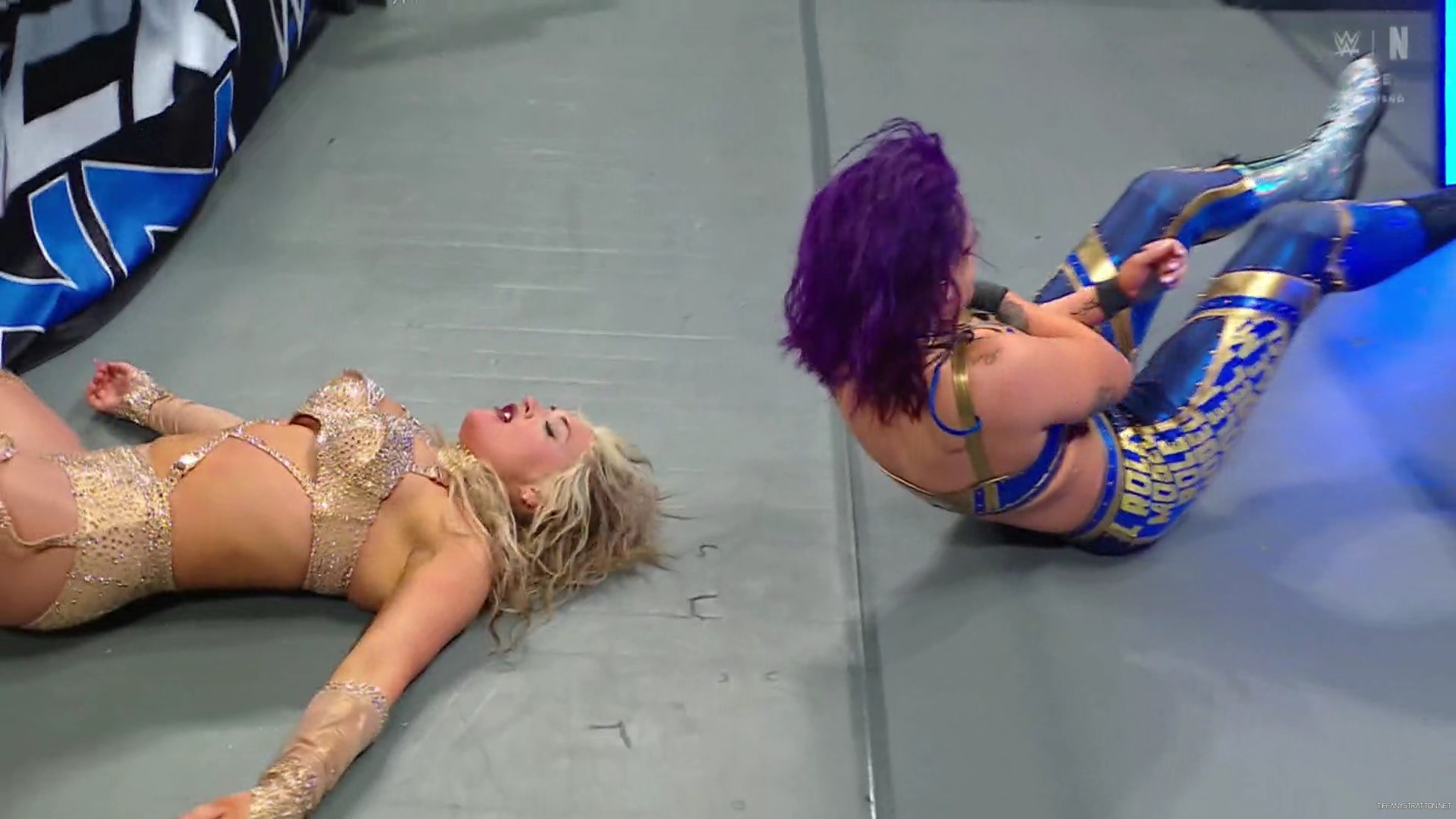 WWE_Friday_Night_SmackDown_2025_01_17_1080p_NETFLiX_h264-Star_mp41252.jpg