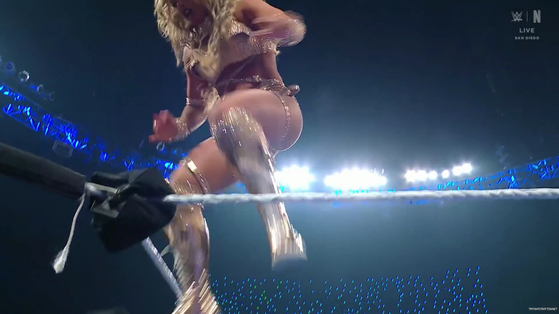 WWE_Friday_Night_SmackDown_2025_01_17_1080p_NETFLiX_h264-Star_mp41458.jpg