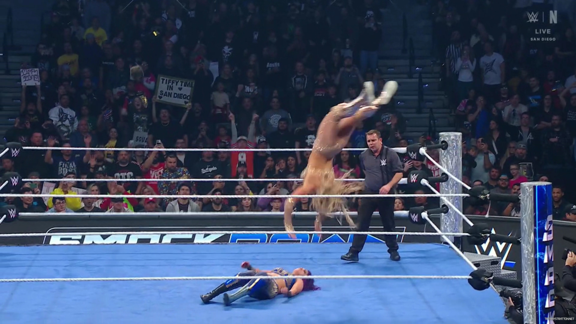 WWE_Friday_Night_SmackDown_2025_01_17_1080p_NETFLiX_h264-Star_mp41459.jpg