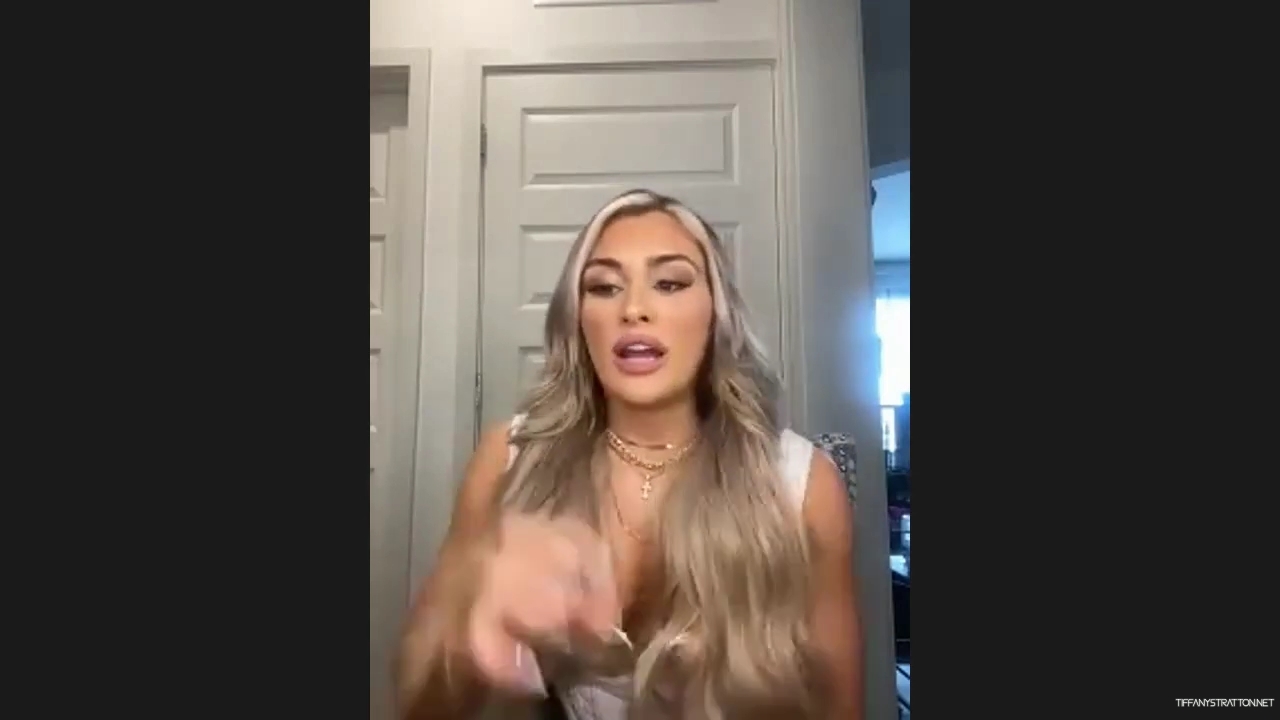 x2mate_com-Tiffany_Stratton_Interview__Becky_Lynch2C_Imposter_Syndrome_as_Champ2C_Paul_Heyman2C_Jade_Cargill2C_More_mp40504.jpg