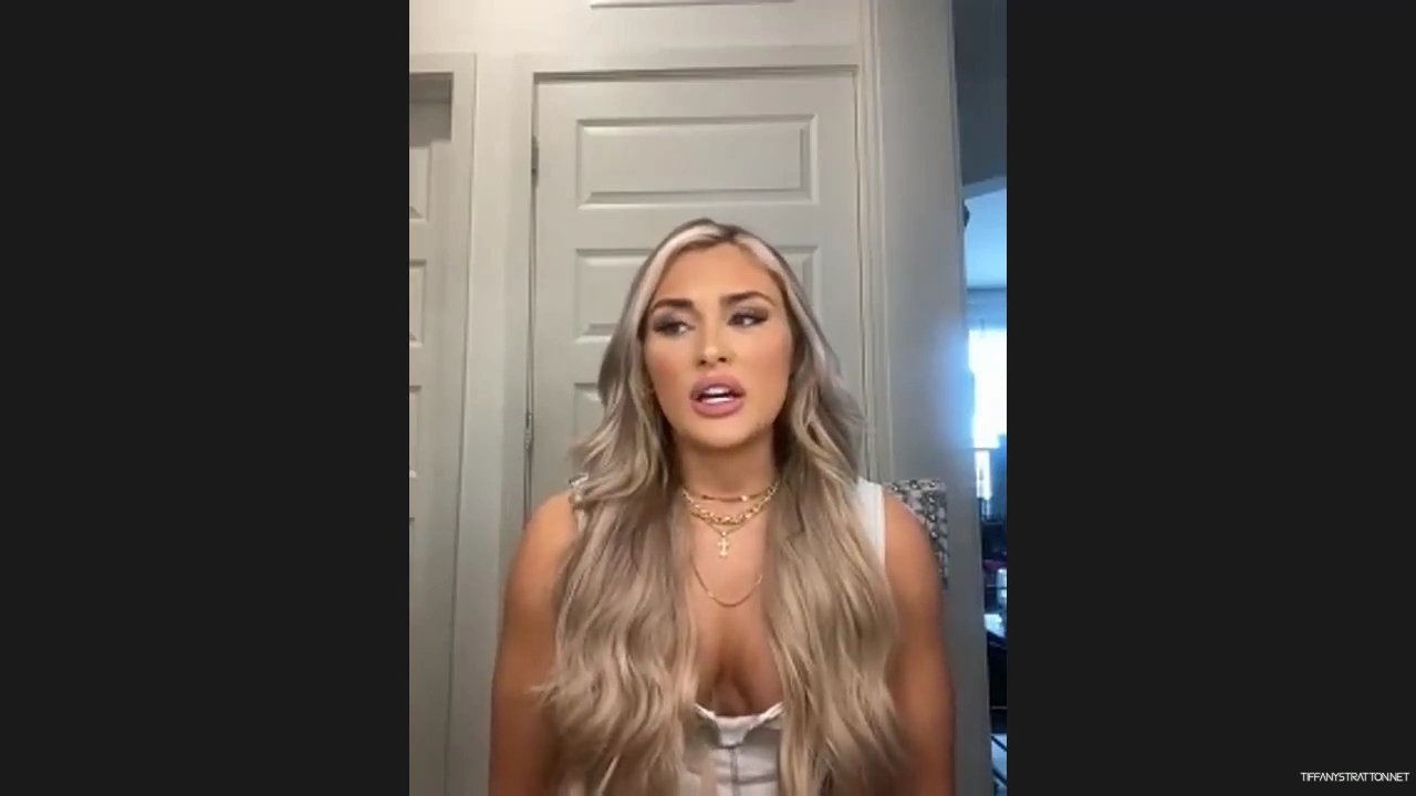x2mate_com-Tiffany_Stratton_Interview__Becky_Lynch2C_Imposter_Syndrome_as_Champ2C_Paul_Heyman2C_Jade_Cargill2C_More_mp40816.jpg