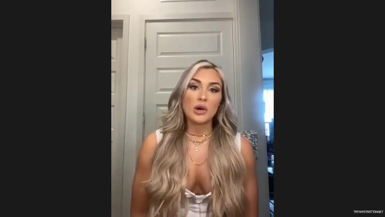 x2mate_com-Tiffany_Stratton_Interview__Becky_Lynch2C_Imposter_Syndrome_as_Champ2C_Paul_Heyman2C_Jade_Cargill2C_More_mp40878.jpg