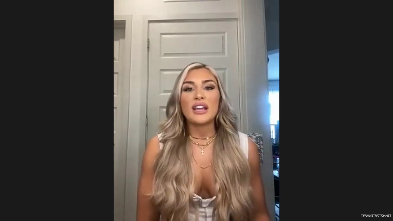 x2mate_com-Tiffany_Stratton_Interview__Becky_Lynch2C_Imposter_Syndrome_as_Champ2C_Paul_Heyman2C_Jade_Cargill2C_More_mp40932.jpg