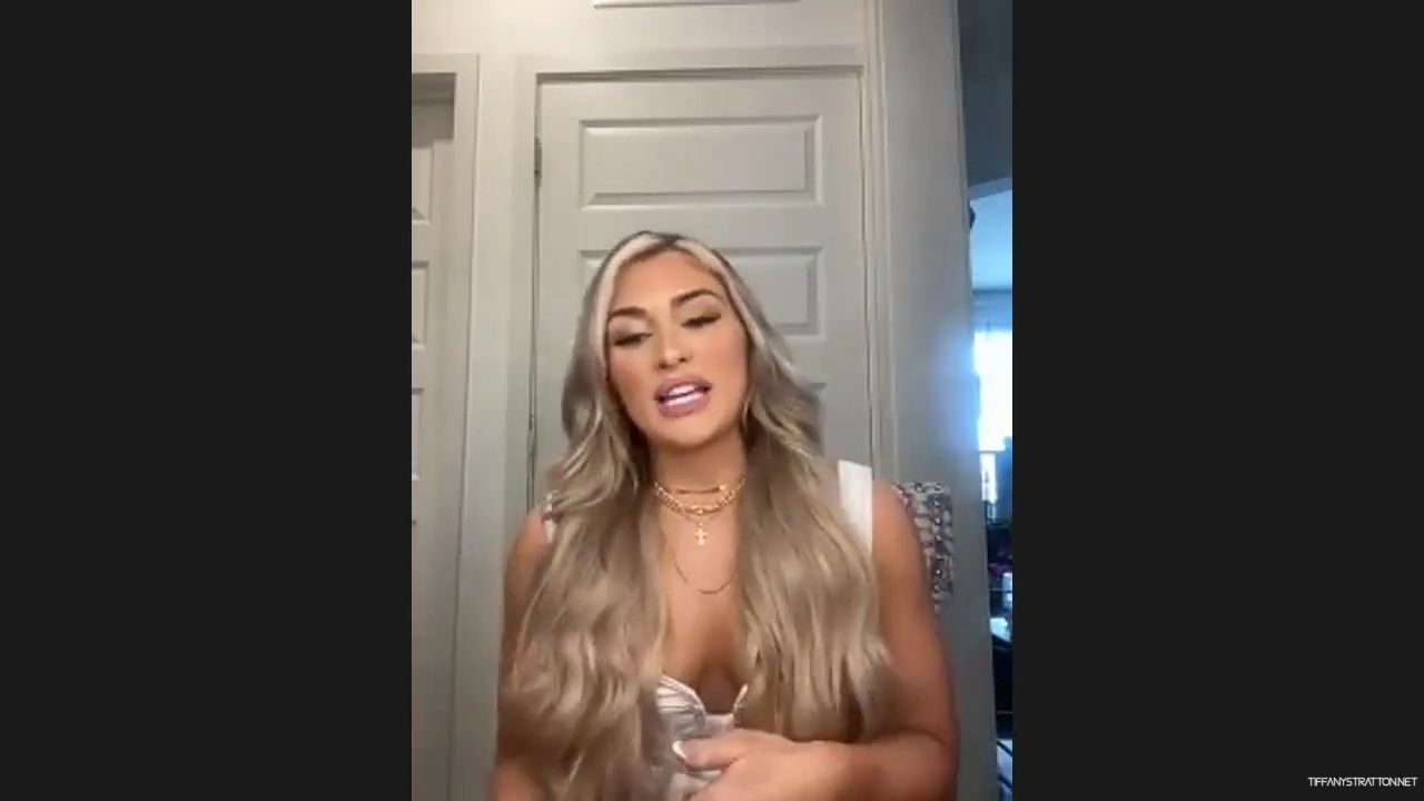 x2mate_com-Tiffany_Stratton_Interview__Becky_Lynch2C_Imposter_Syndrome_as_Champ2C_Paul_Heyman2C_Jade_Cargill2C_More_mp40937.jpg