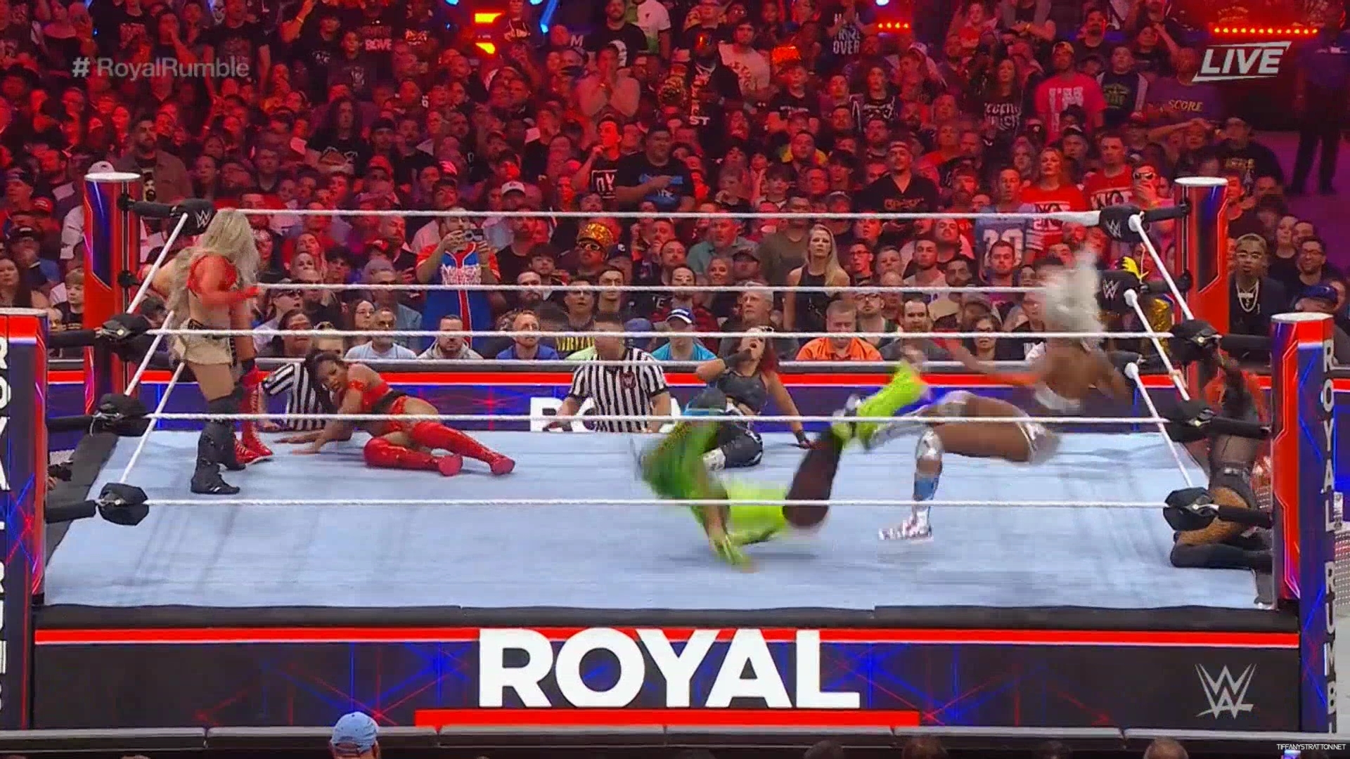WWE_Royal_Rumble_2024_1080p_WEB_x264-XWT_mp40423.jpg