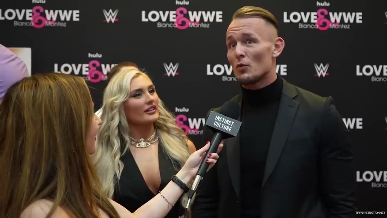 x2mate_com-TIFFANY_STRATTON___LUDWIG_KAISER__WWE_ROYAL_RUMBLE_2024_PERFORMANCES___TIFFANY_S_RISE_ON_NXT21-28720p6029_mp40077.jpg