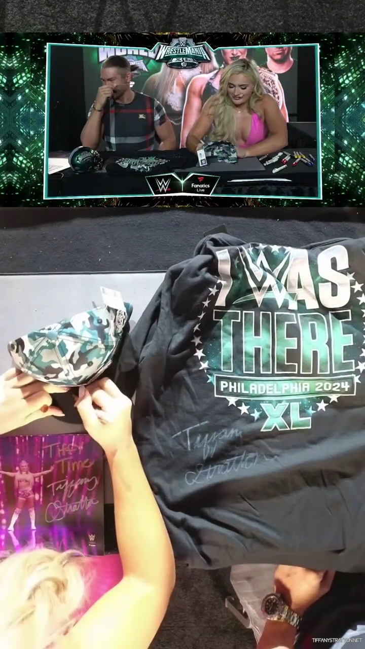 Rhea_Ripley___Tiffany_Stratton_at_WWE_World___Fanatics_Live_mp41942.jpg