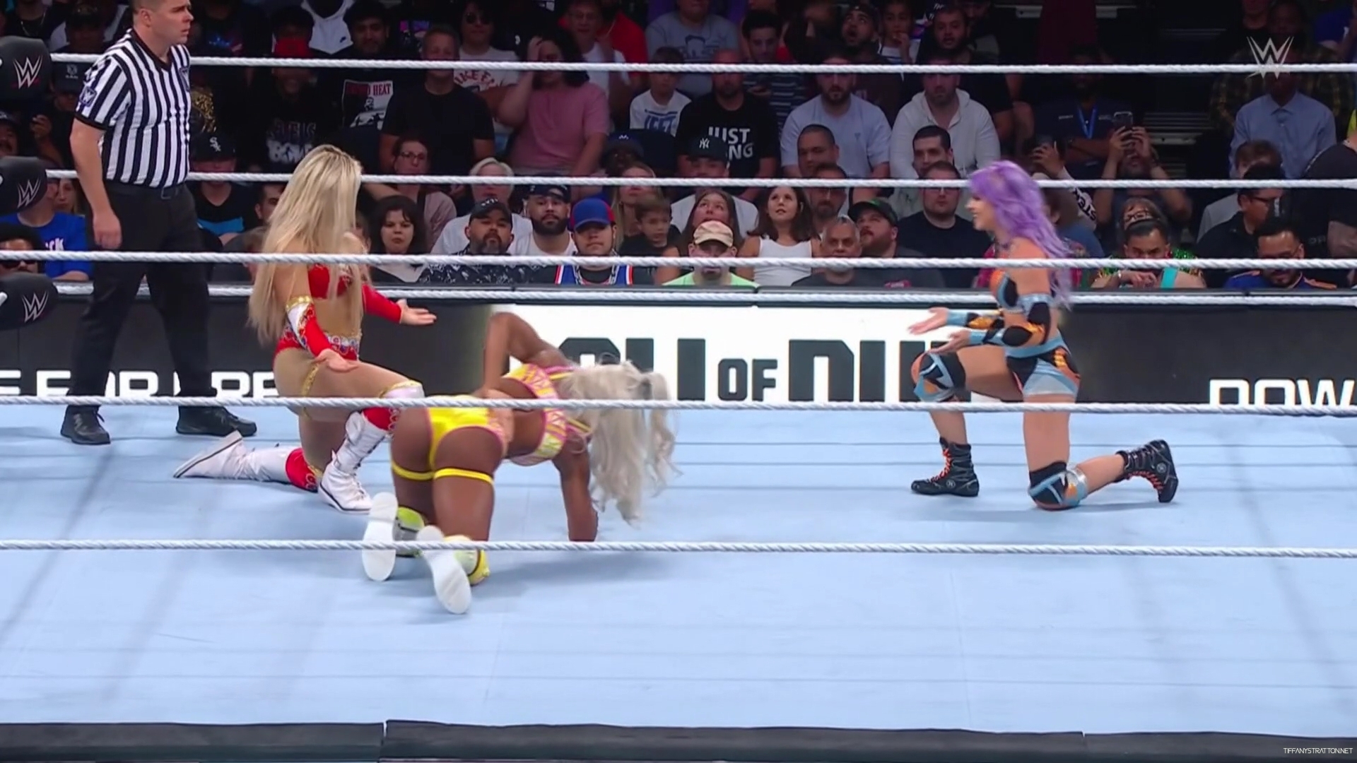WWE_Friday_SmackDown_2024_06_28_1080p_HDTV_h264-Star_mp40323.jpg