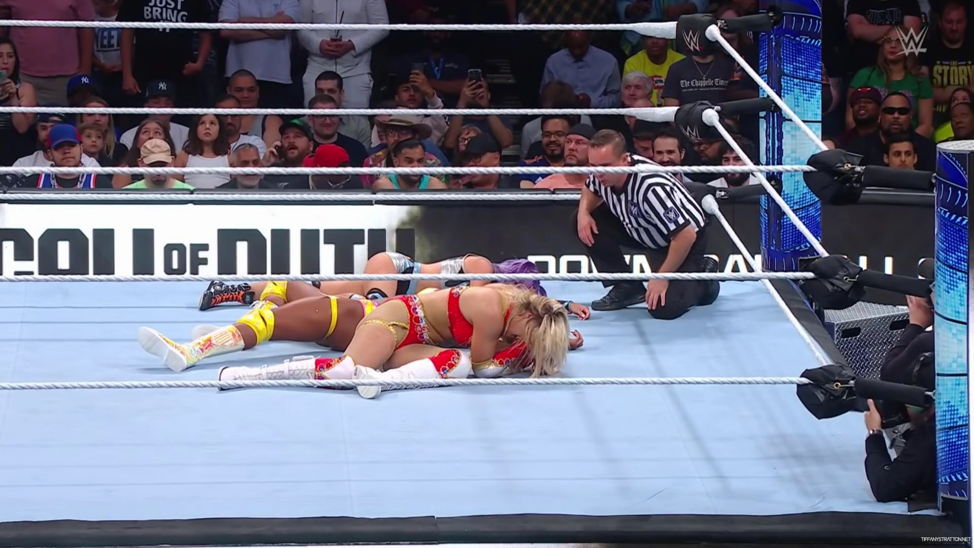 WWE_Friday_SmackDown_2024_06_28_1080p_HDTV_h264-Star_mp40521.jpg